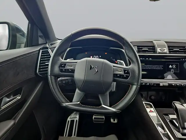 DS Automobiles DS 7 Crossback view 13