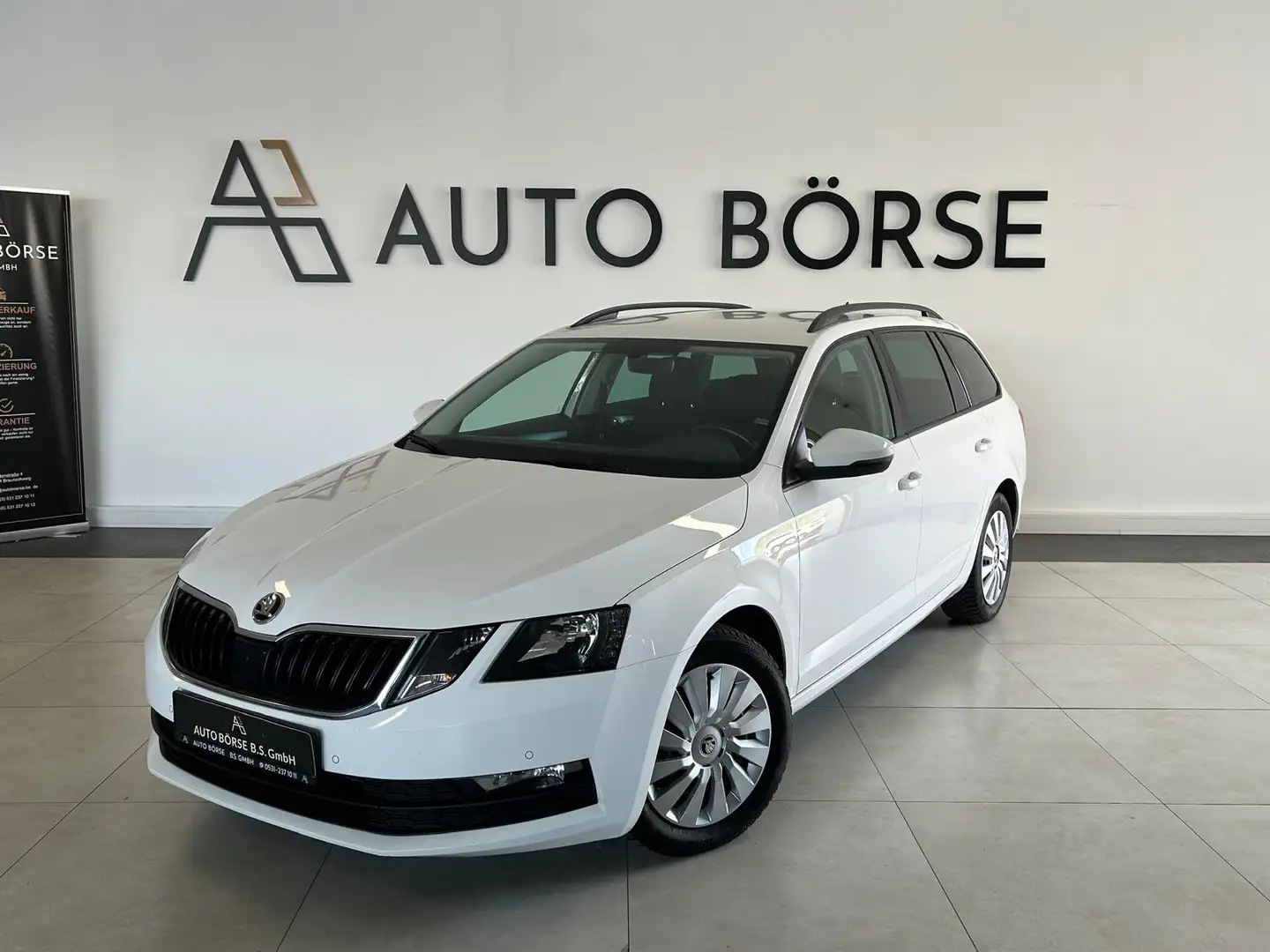 Skoda Octavia Combi DSG G-TEC NAVI*SHZ*MFL*PDC*GRA*LED Weiß - 1
