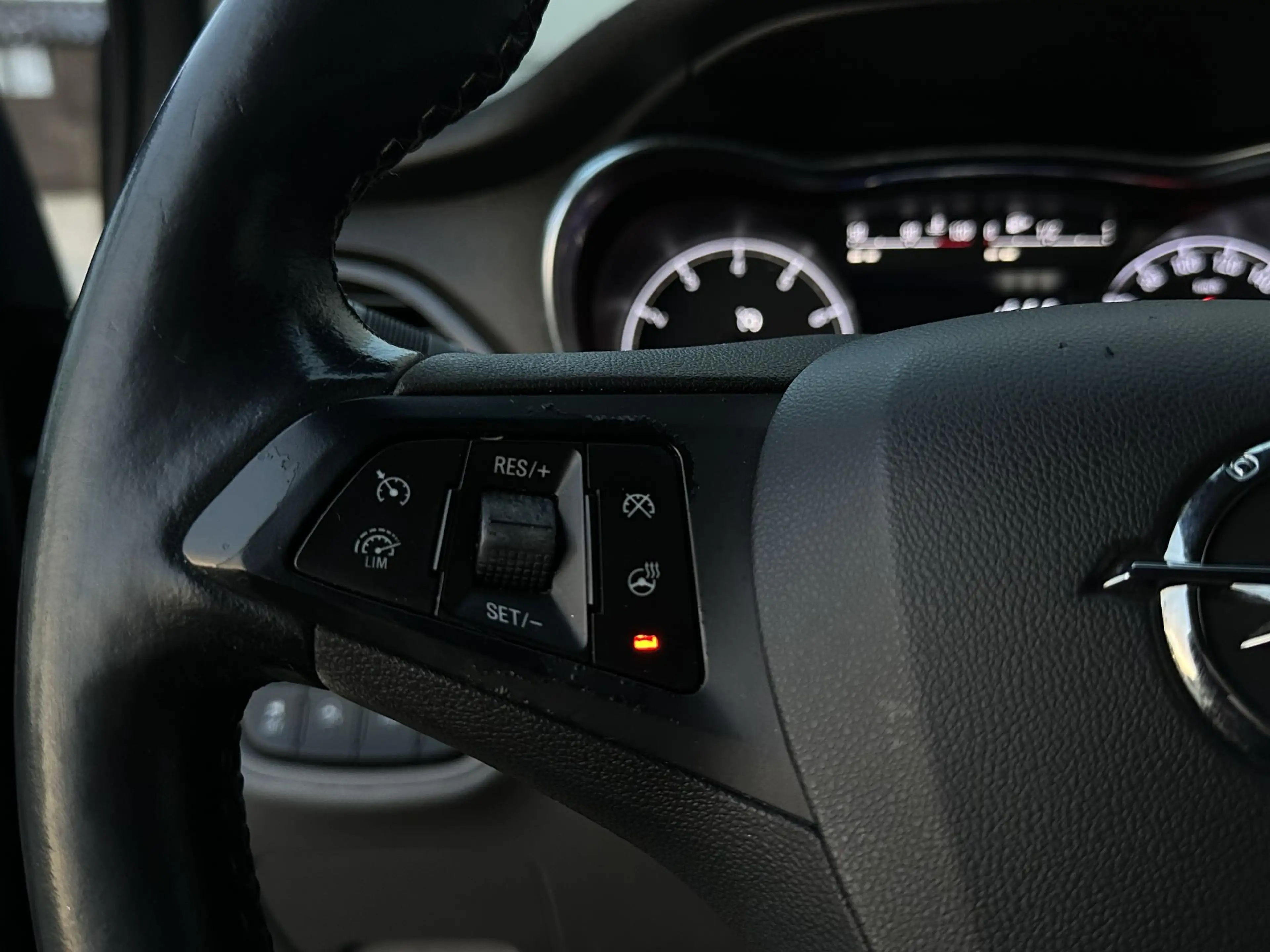 Opel Karl 1.0 ecoFLEX Cosmo Stoel/stuurverwarming l PDC l Cl — photo 9