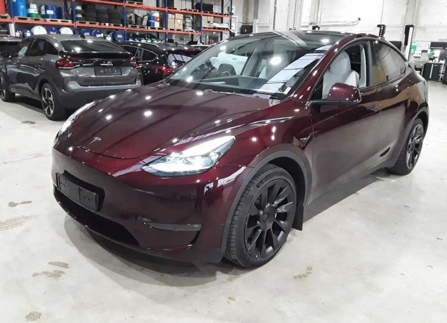 Tesla Model Y Long Range Dual AWD *20Zoll*LEDER/Hell*WP*1.HAND* Rouge - 2