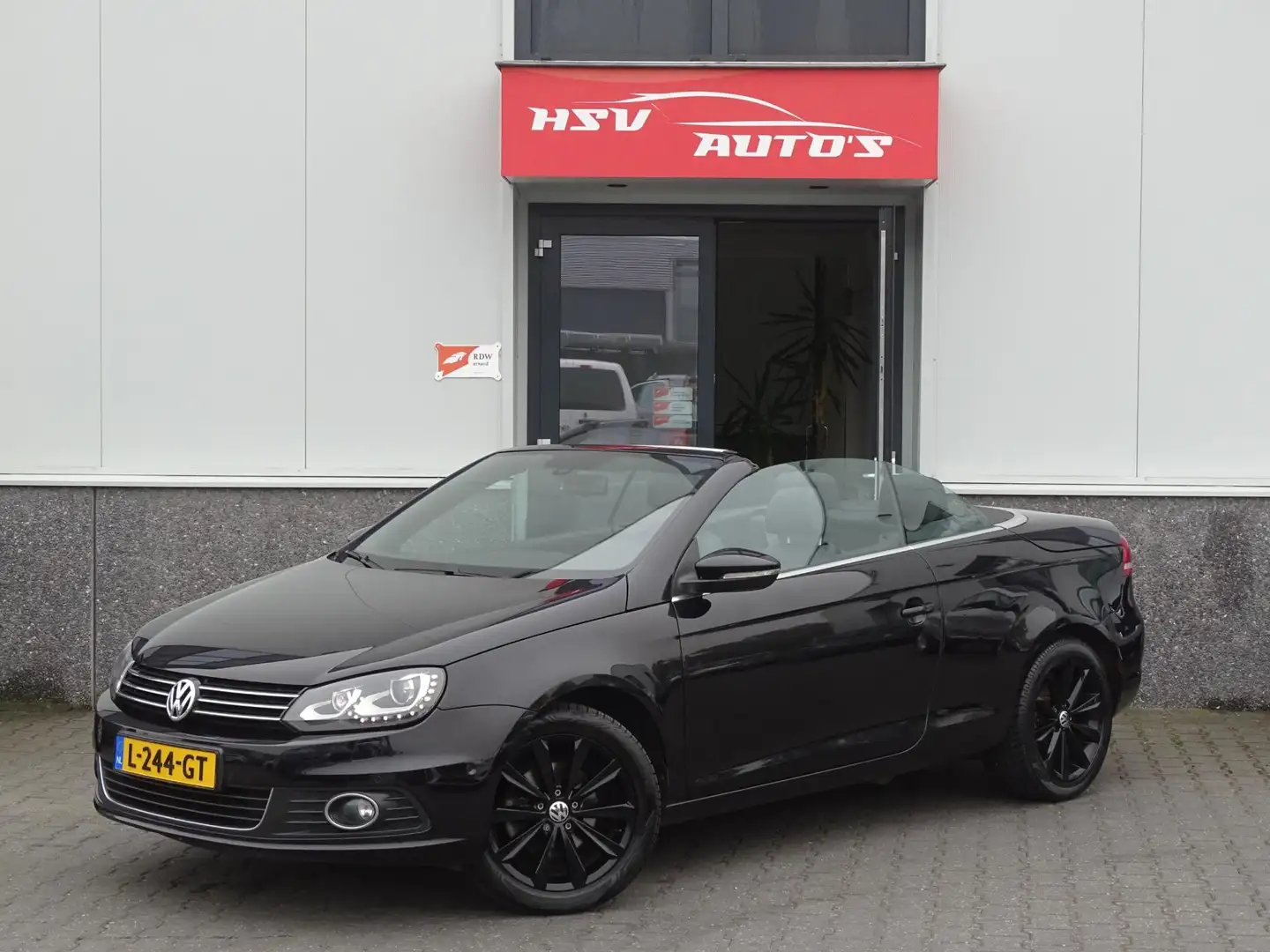 Volkswagen Eos 1.4 TSI R-Line navi LEER cruise Černá - 1