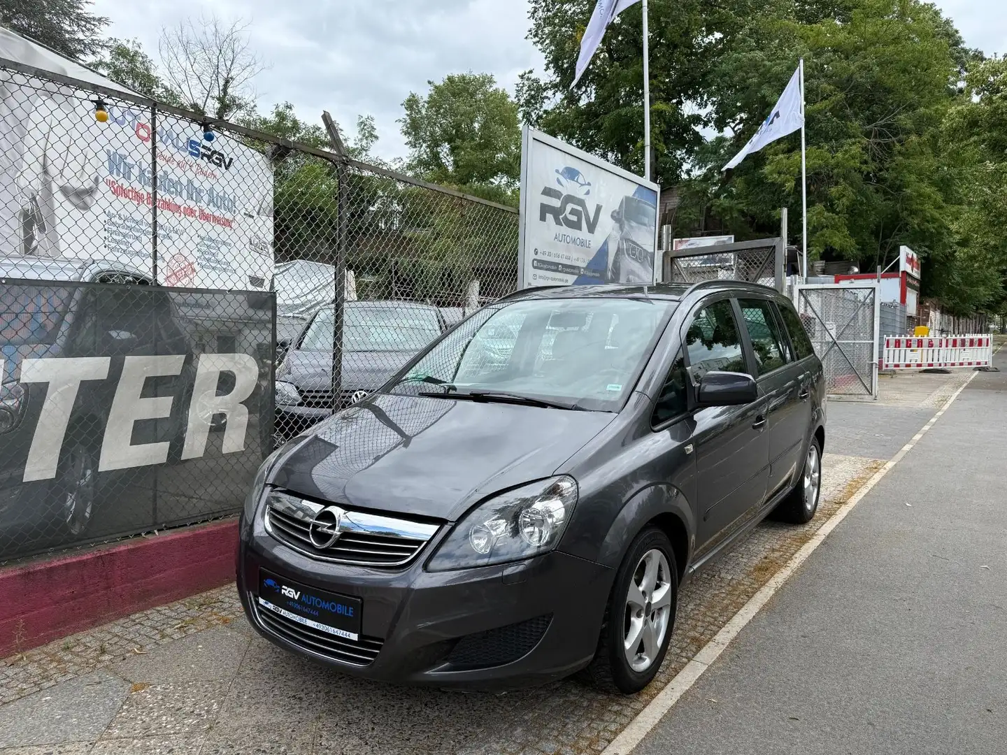 Opel Zafira B Family *7 SITZE*AHK Gris - 1