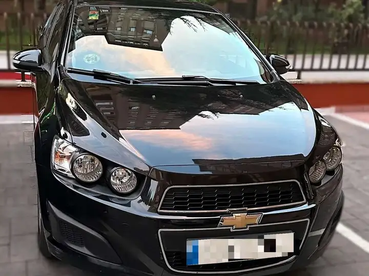 Chevrolet Aveo 1.3 LT+ (5P) 2014