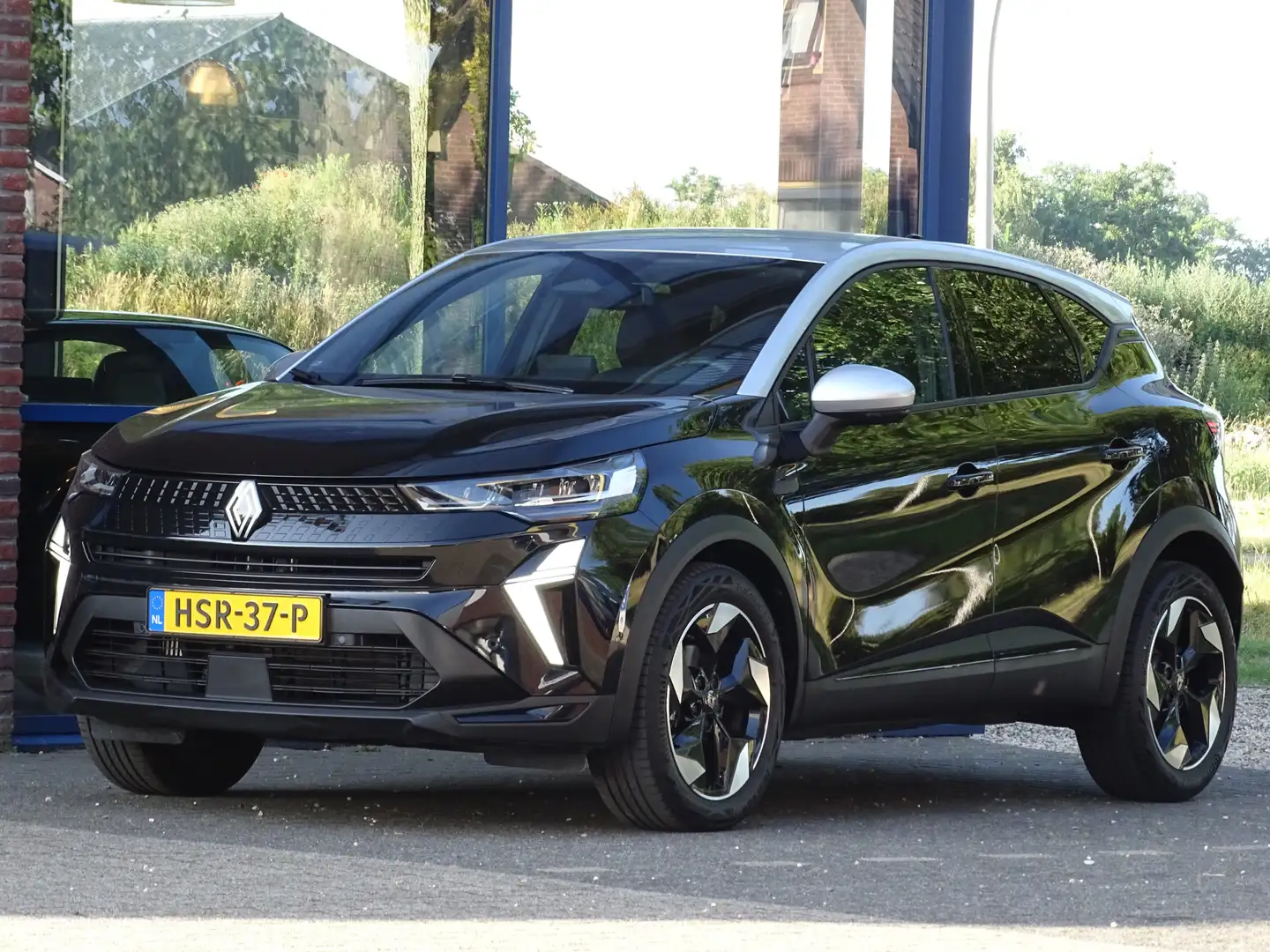 Renault Captur 1.3 mild hybrid 160 esprit Alpine Noir - 1