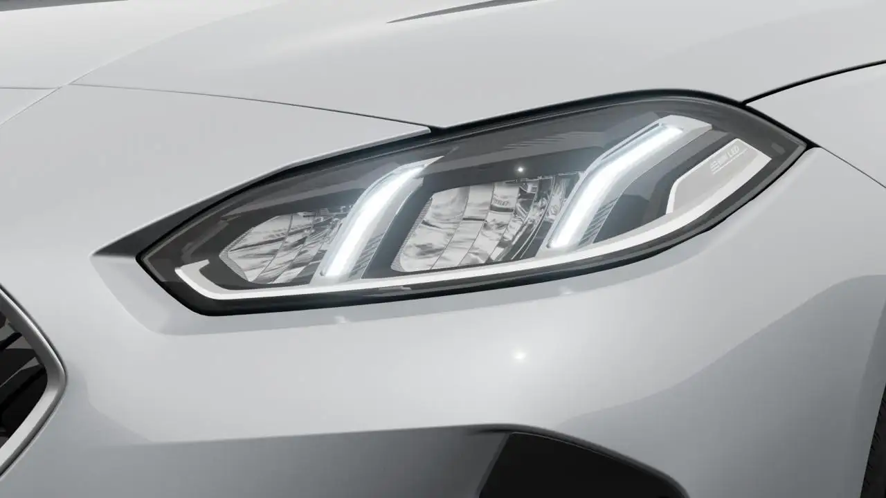 BMW 2 Series снимка BMW 2 Series