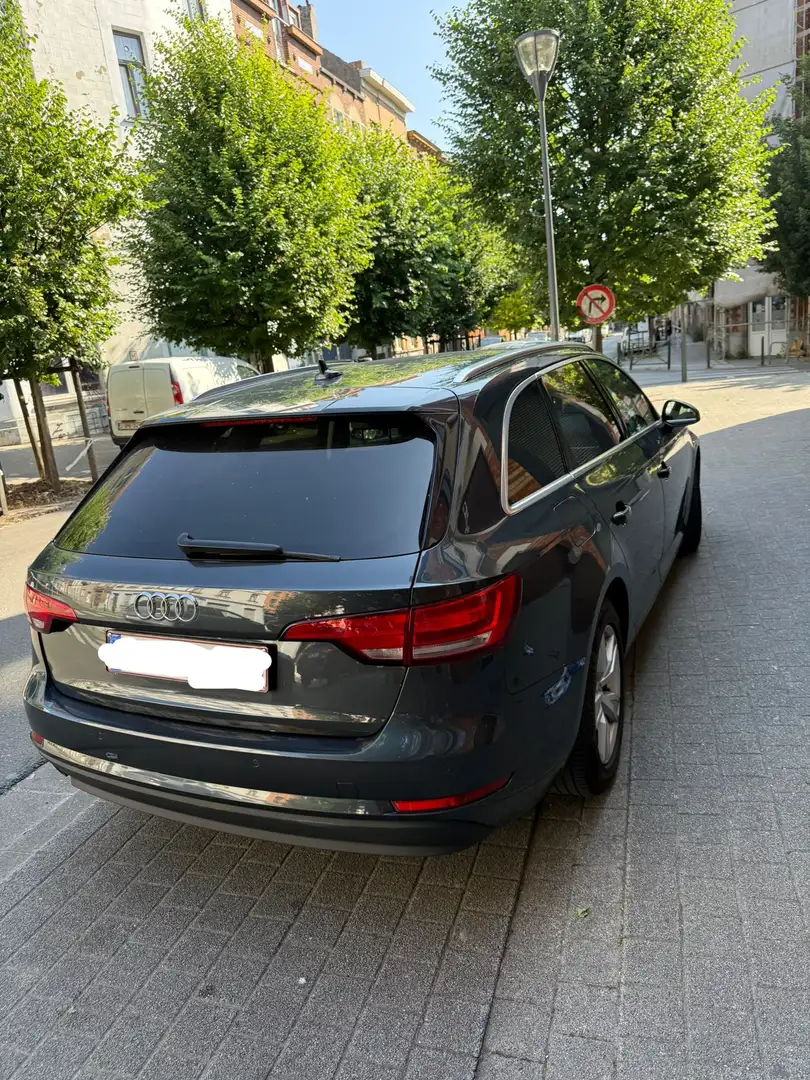Audi A4 Avant 2.0 TDi - 1