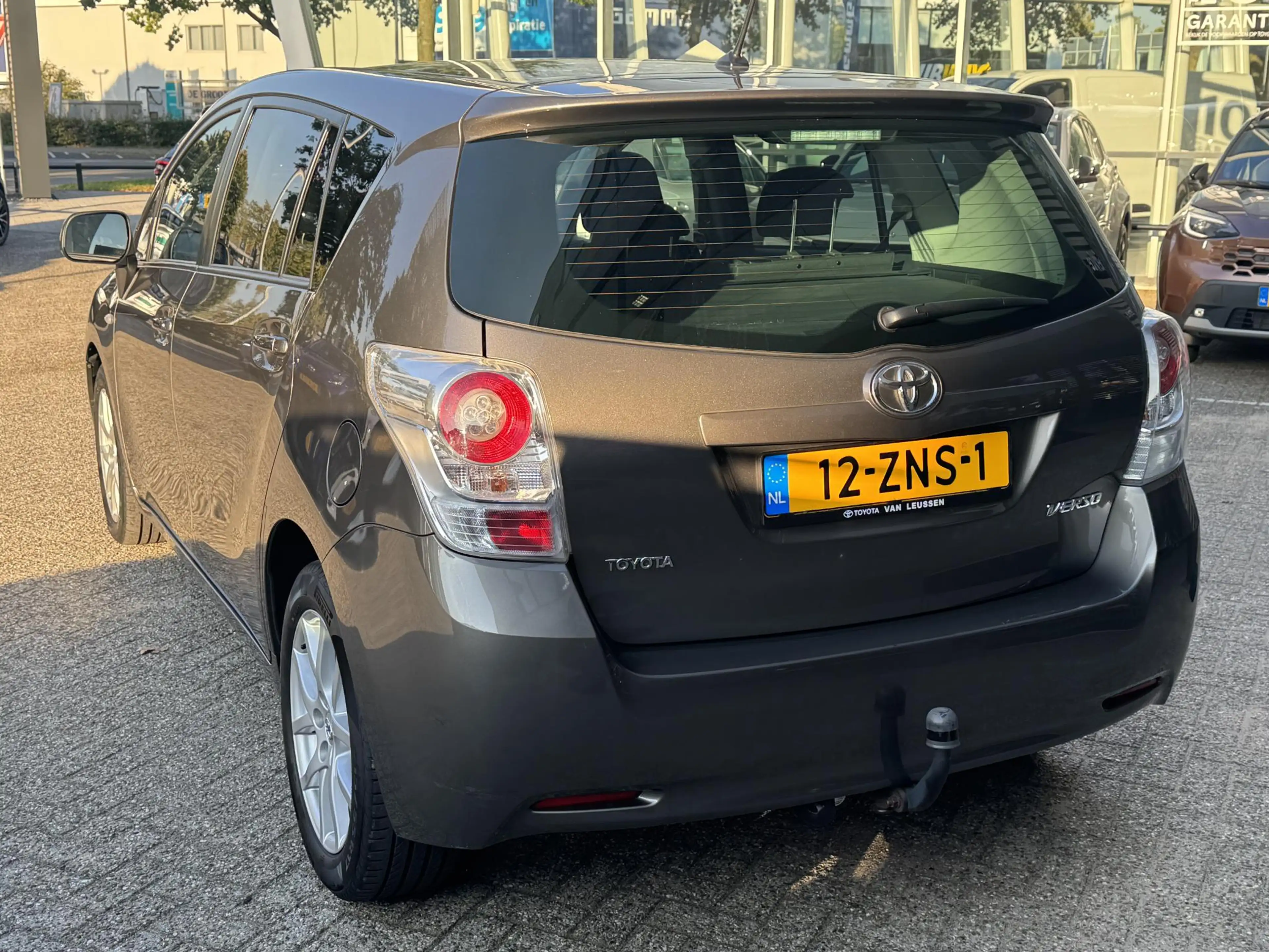 Toyota Verso 1.8 VVT-i Business Titanium CAMERA TREKHAAK PANO L — photo 3