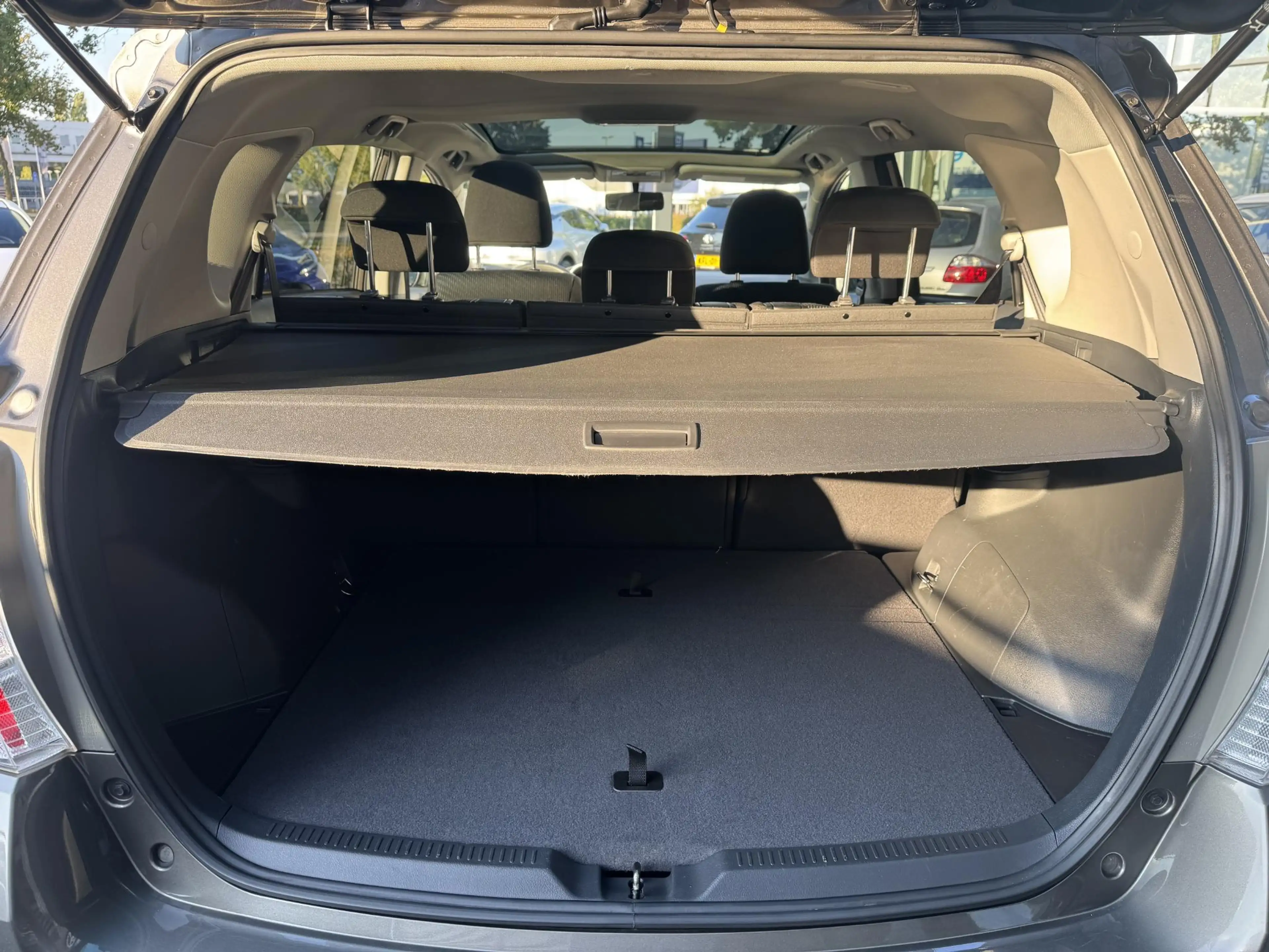Toyota Verso 1.8 VVT-i Business Titanium CAMERA TREKHAAK PANO L — photo 24