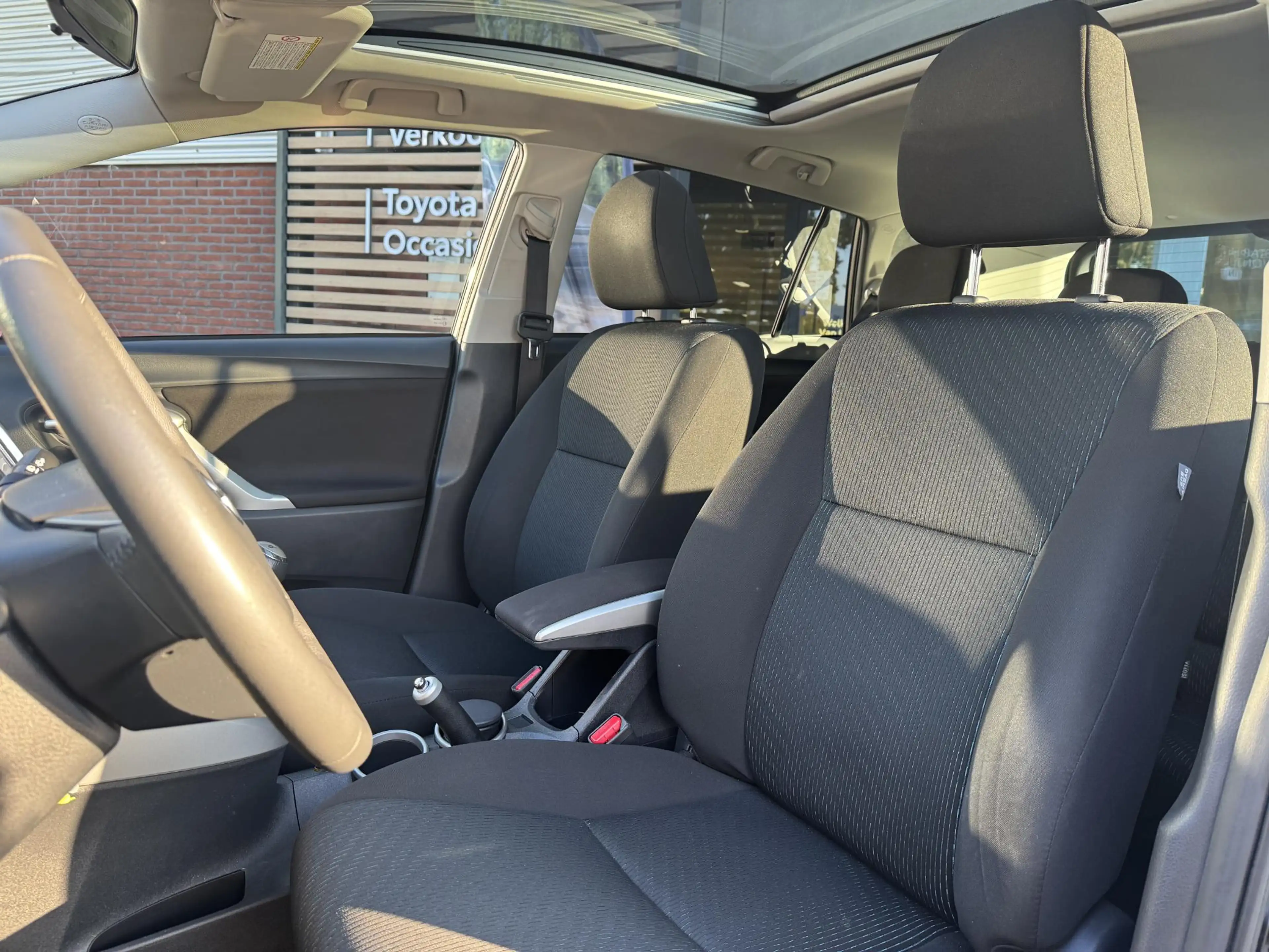 Toyota Verso 1.8 VVT-i Business Titanium CAMERA TREKHAAK PANO L — photo 7