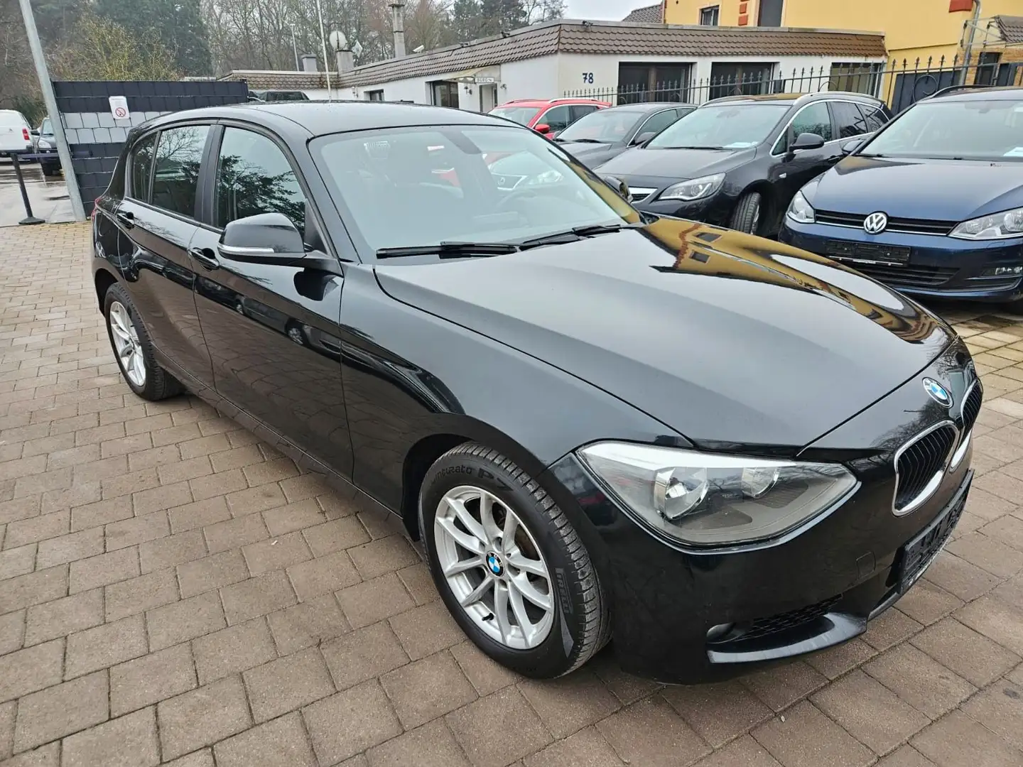 BMW 116 1 Limousine 5-trg. 116 i Schwarz - 1