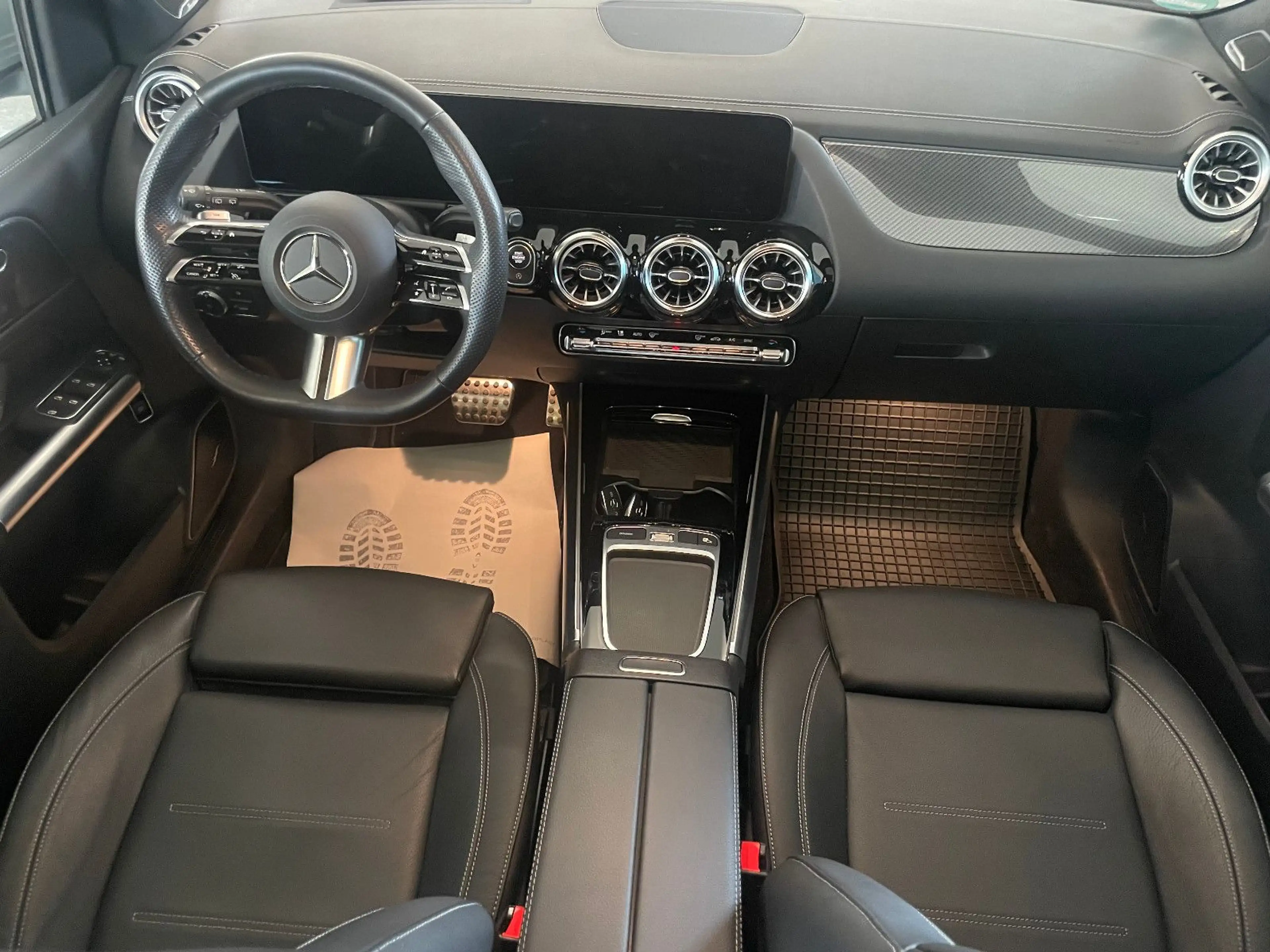 Mercedes-Benz B 250 4MATIC DCT — photo 8
