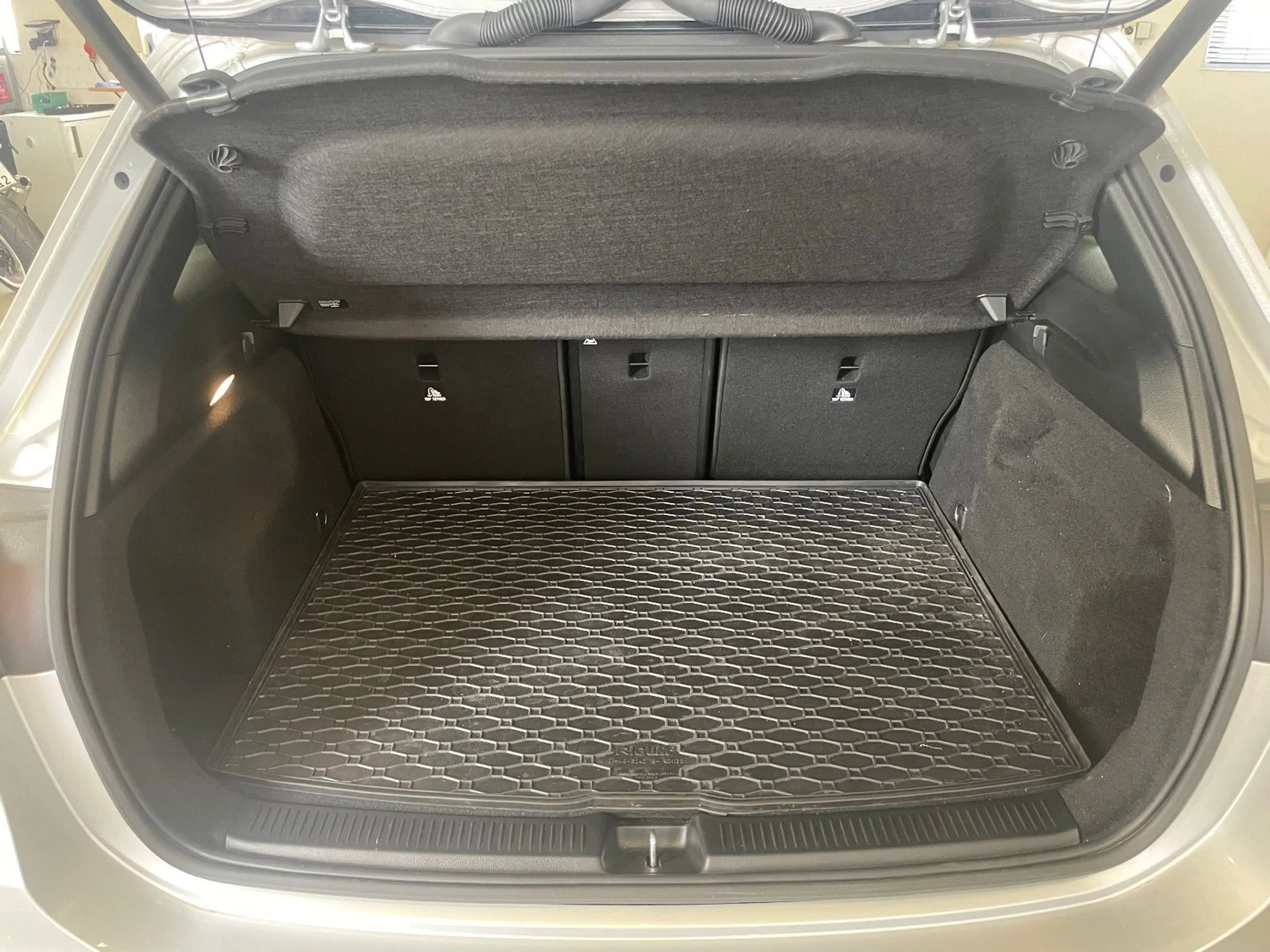 Mercedes-Benz B 250 4MATIC DCT — photo 6