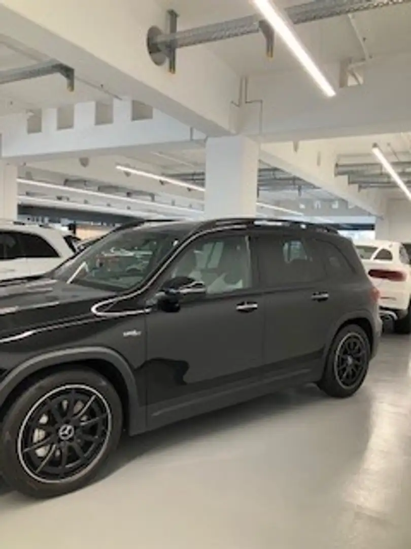 Mercedes-Benz GLB 35 AMG 4Matic Speedshift DCT 8G - 2