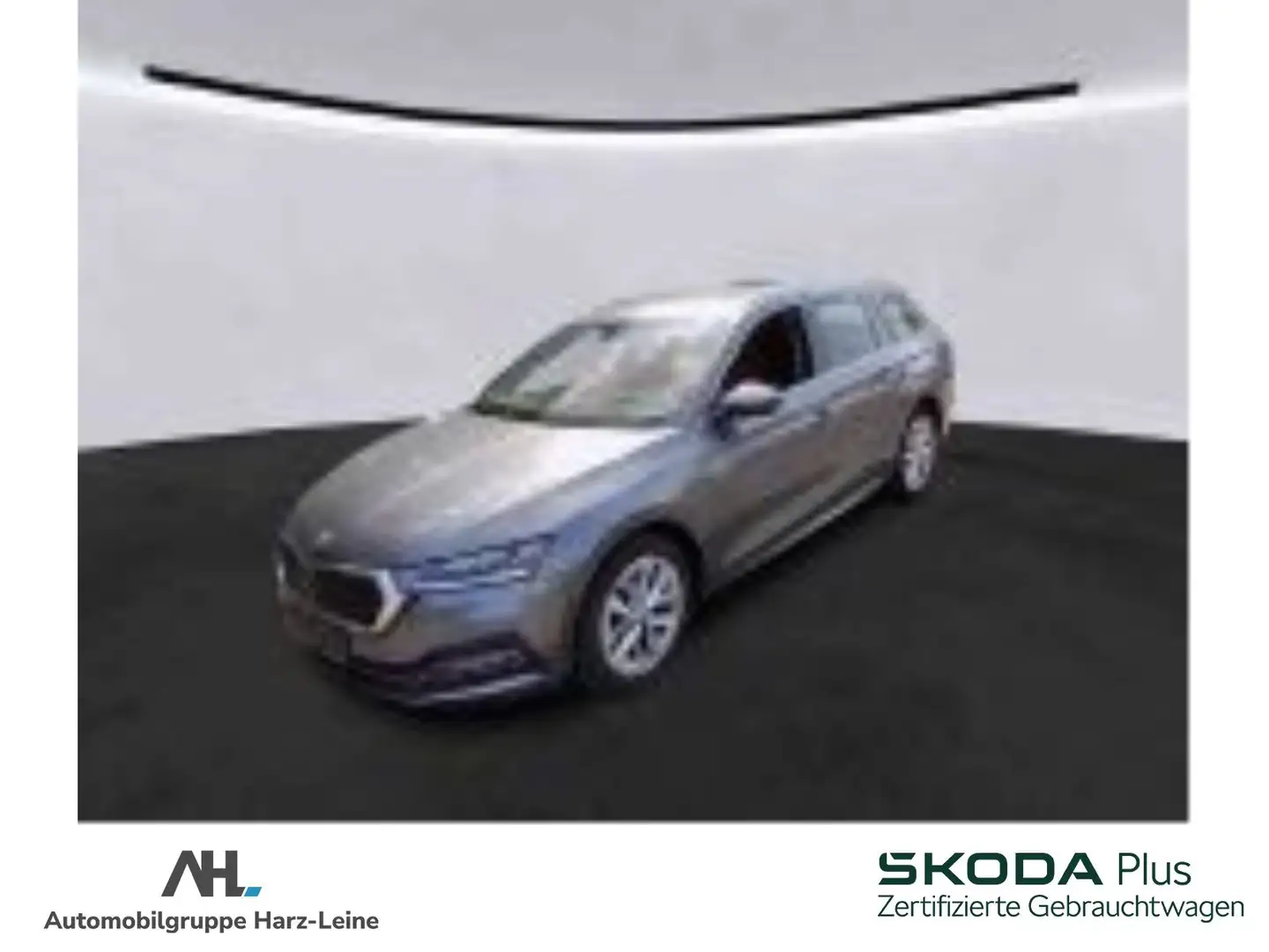 Skoda Octavia Combi 2.0 TDI Style 4x4 DSG Navi AHK LED SmartLink Grigio - 1