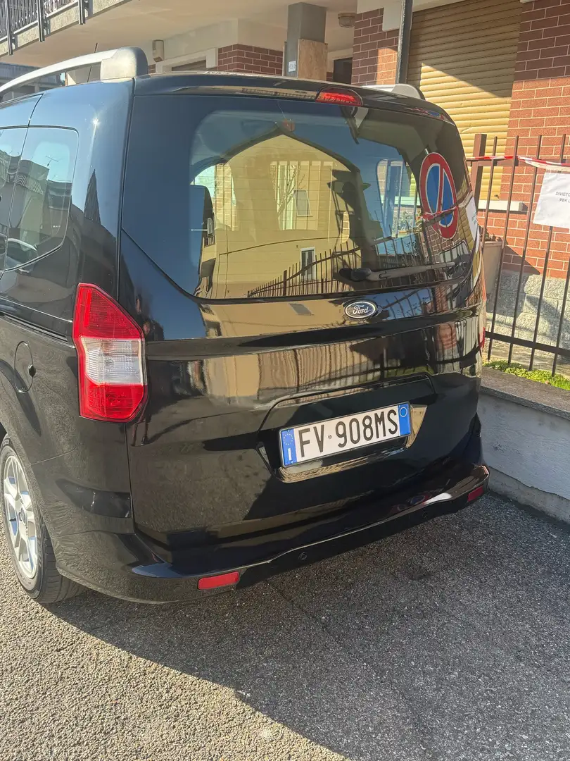 Ford Tourneo Courier Nero - 2