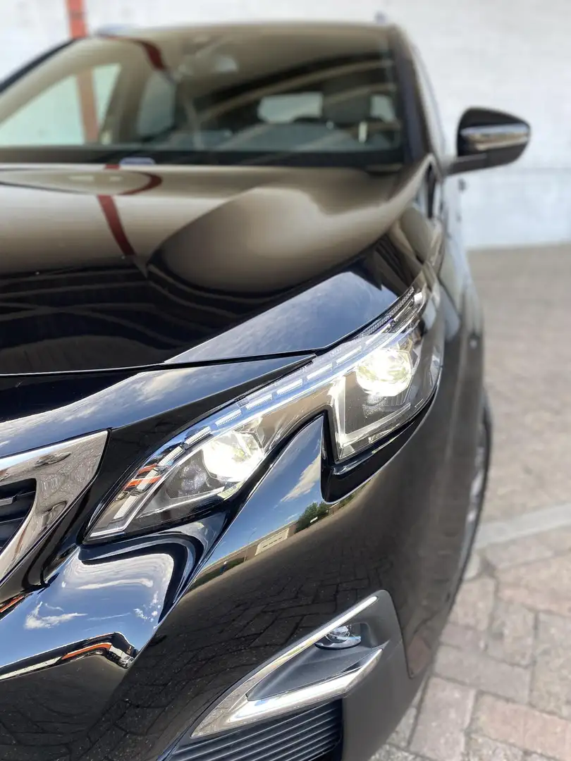 Peugeot 3008 1.2 GT Line |Dealer Onderhouden!|Gt-Line!|CarPlay! Zwart - 2
