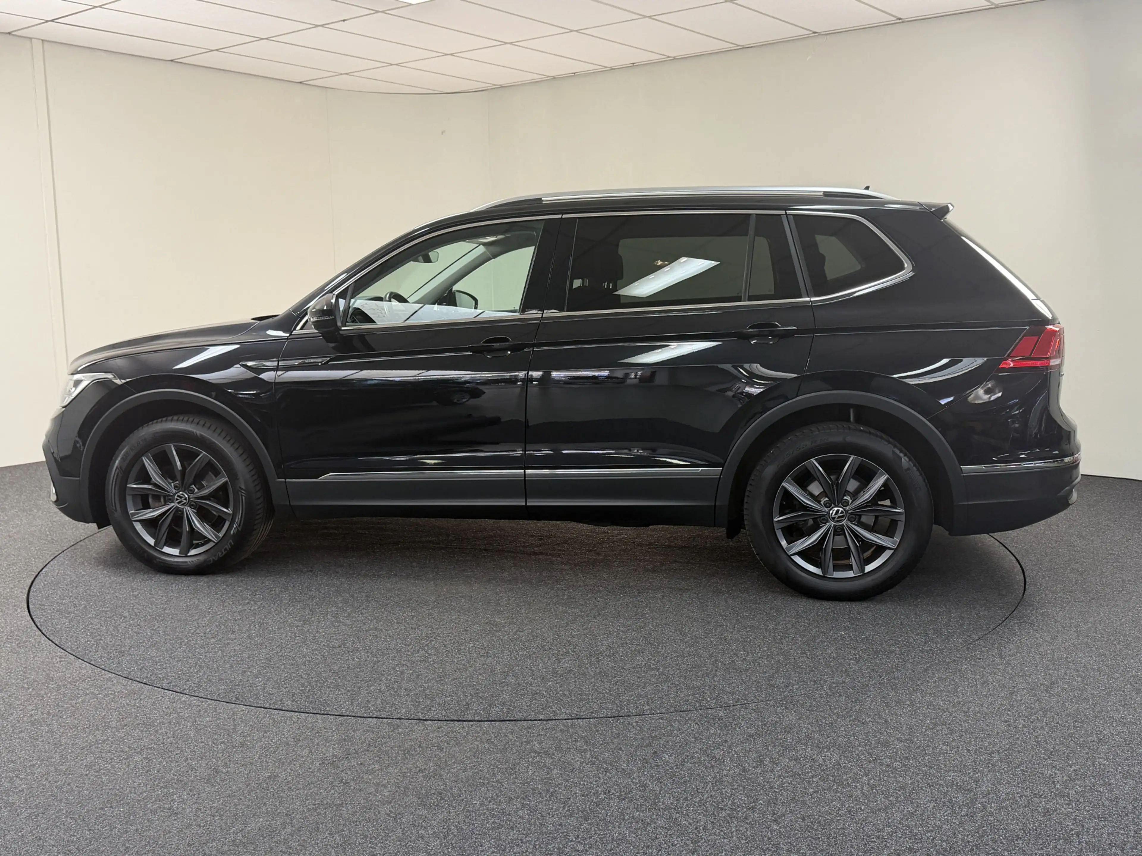 Volkswagen Tiguan Allspace 1.5 TSI 150 PK DSG Life Business 7p. Carplay / Vir — photo 4