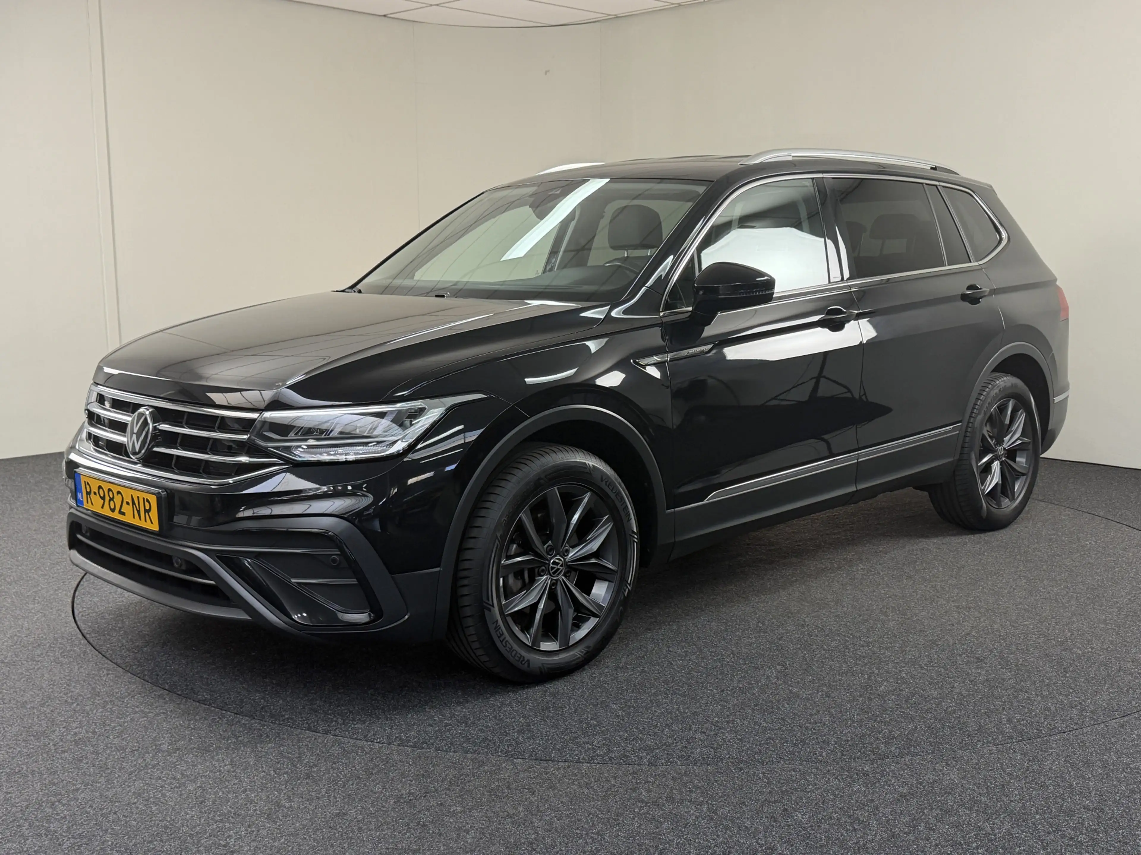 Volkswagen Tiguan Allspace 1.5 TSI 150 PK DSG Life Business 7p. Carplay / Vir — photo 3
