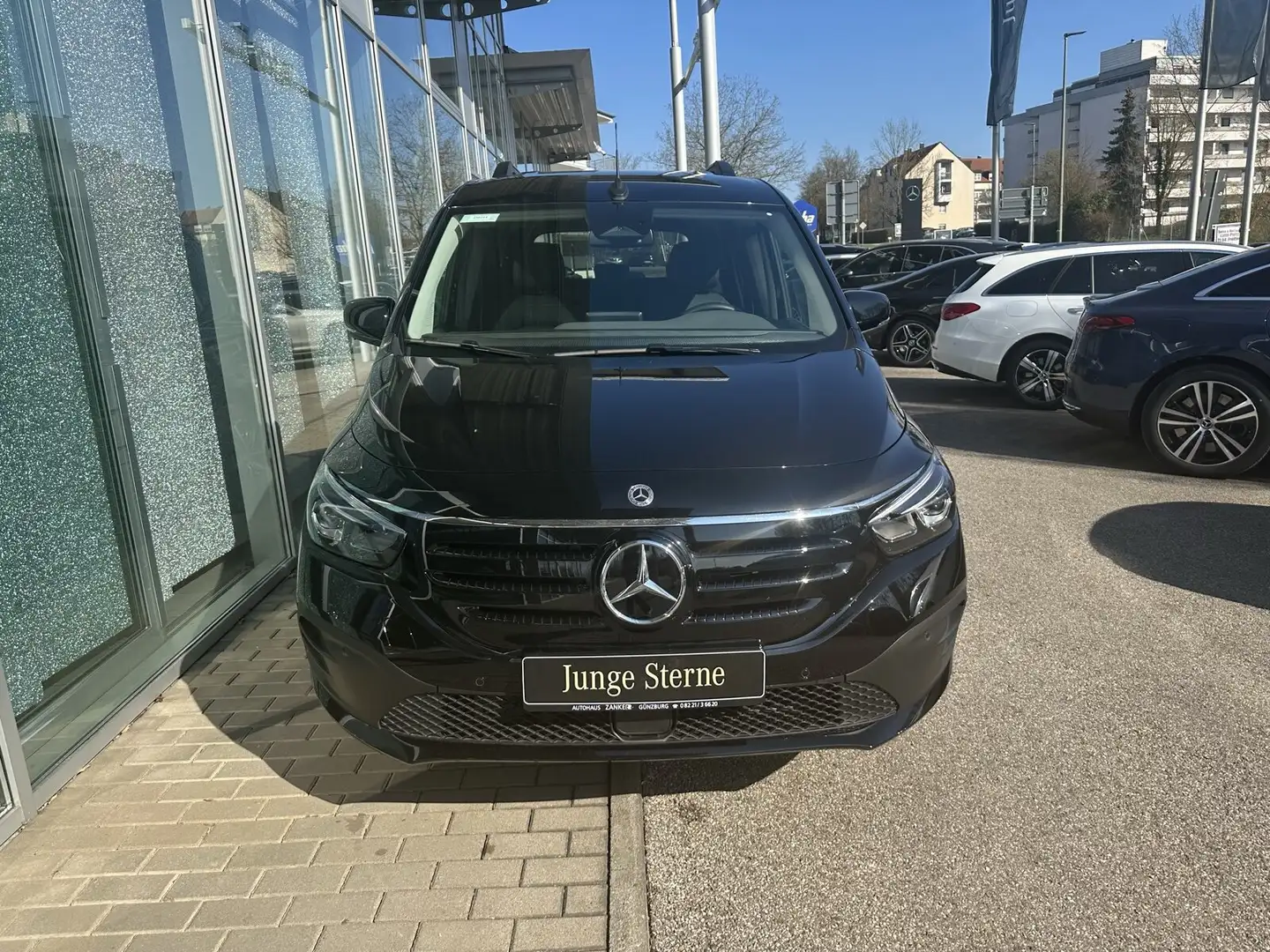 Mercedes-Benz EQT EQT 200 Standard LED*CAM*MBUX*PREMIUMPLUS*DAB Negro - 2