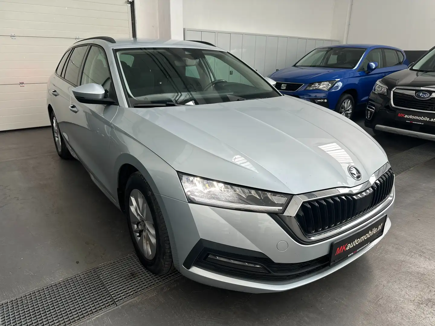 Skoda Octavia 2,0 TDI Ambition DSG *NEUES MODELL * Grau - 1