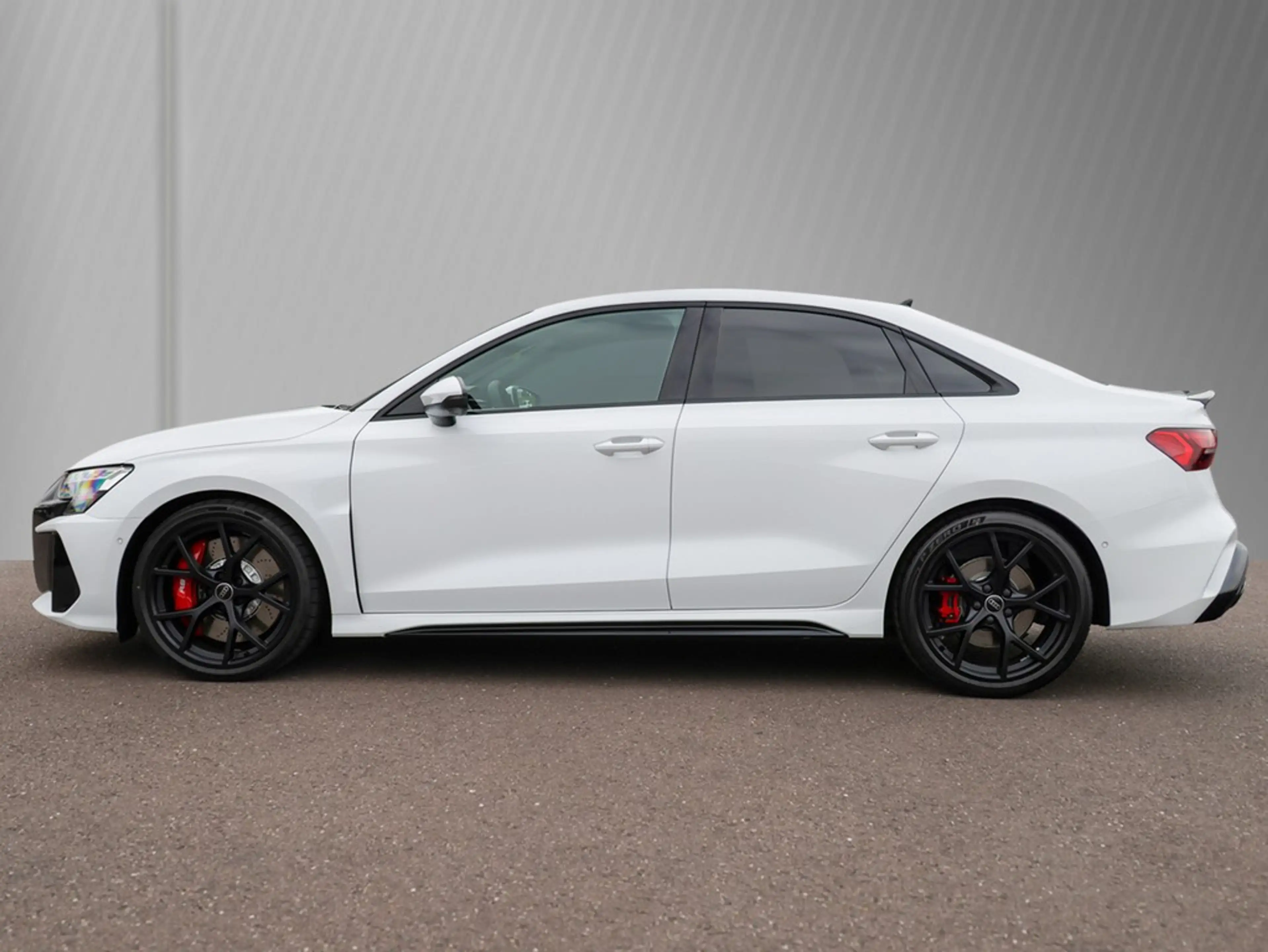Audi RS3 RS 3 Limousine 294 kW S tronic — photo 3