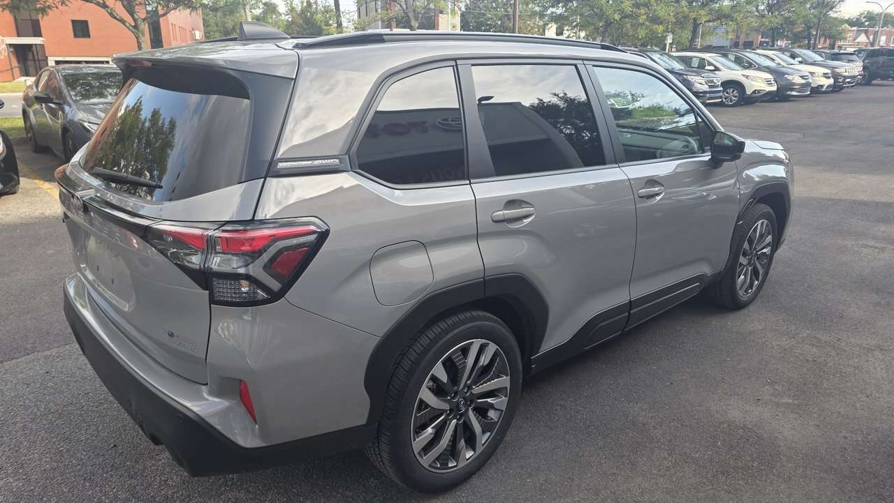 2026 Subaru Forester Premier Very good choice !! low km ! / Bon achat ! — снимка 1