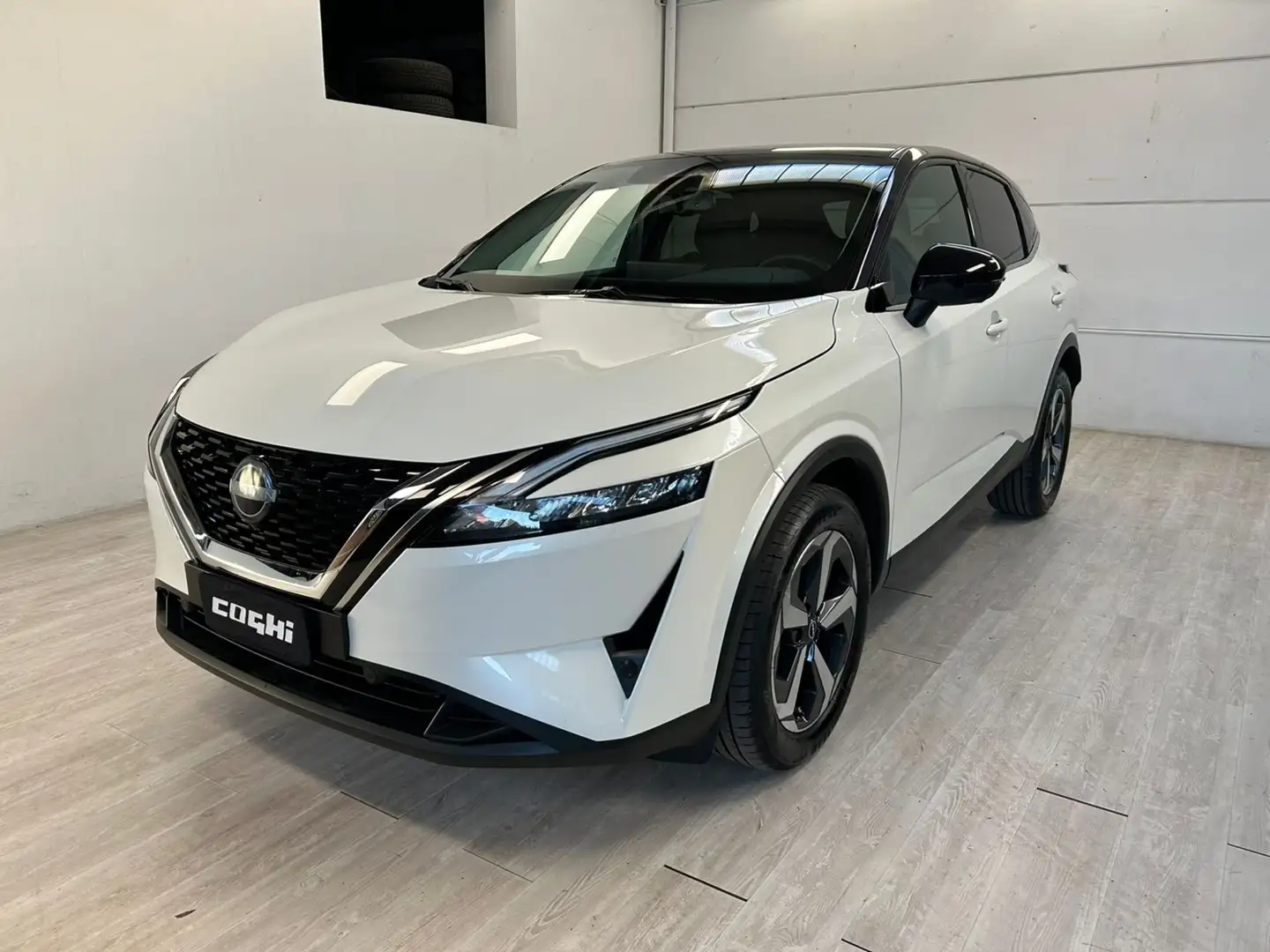 Nissan Qashqai MHEV 158 CV Xtronic N-Connecta Grijs - 1