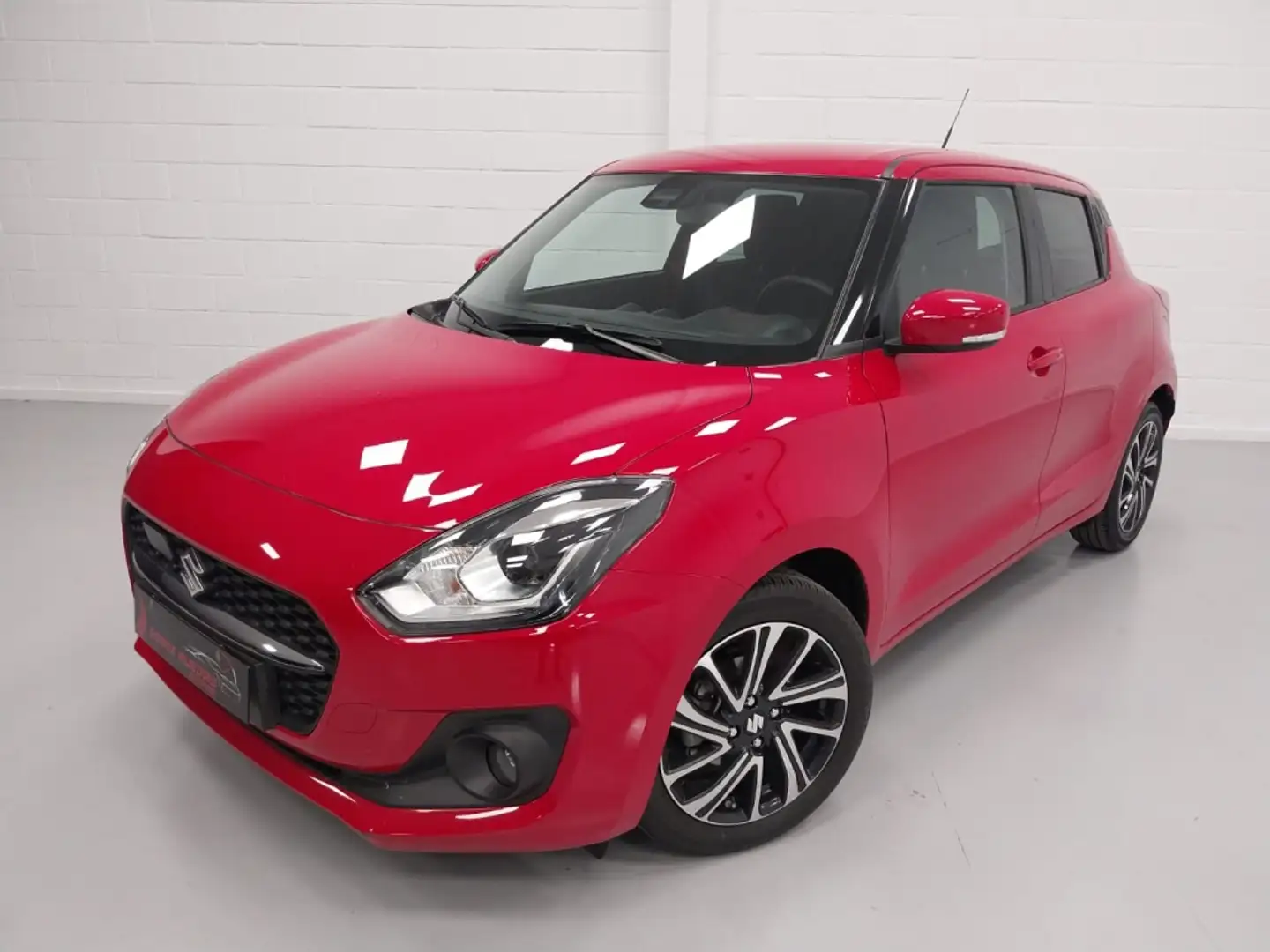 Suzuki Swift 1.2 Mild Hybrid GLX CVT Rojo - 1