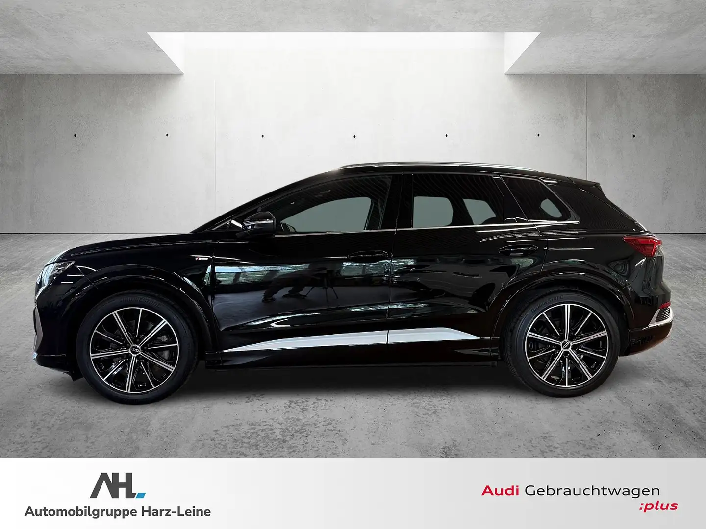 Audi Q4 e-tron 40 S-line Matrix Navi ACC HuD AHK RFK Schwarz - 2