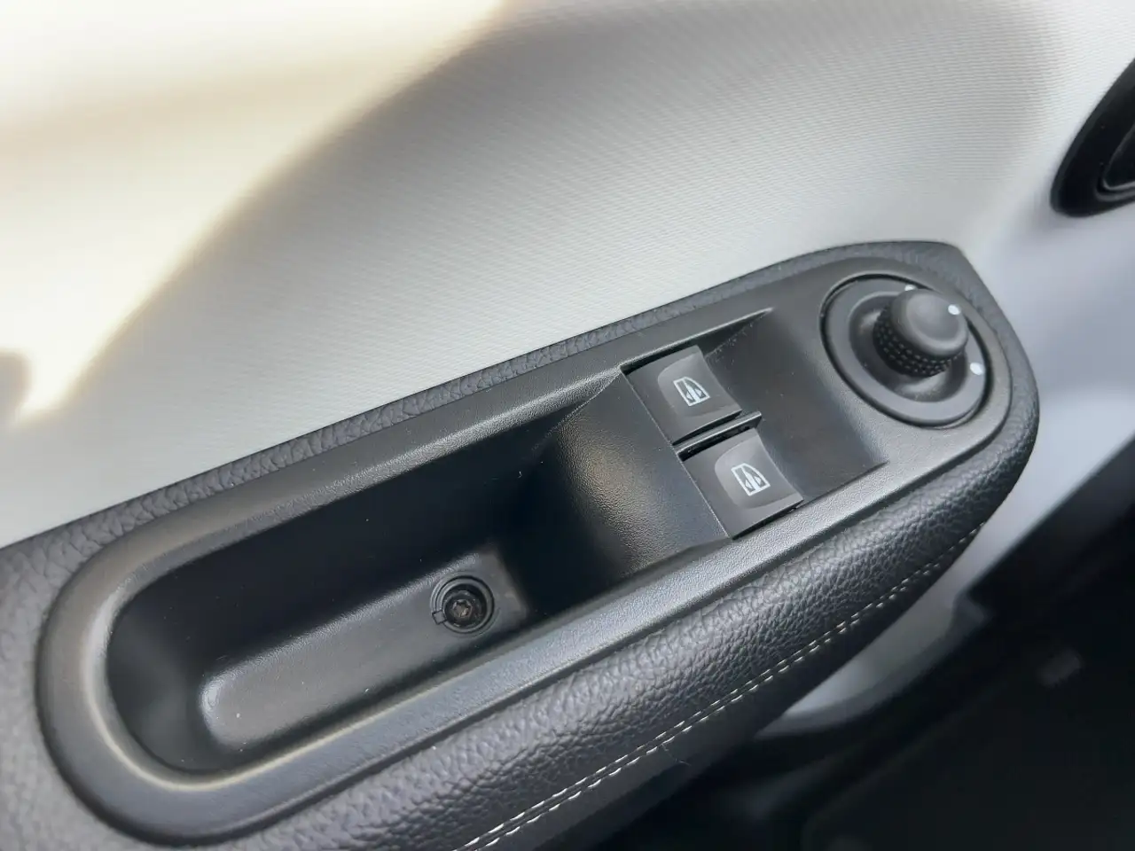 Renault Twingo E-TECH TECHNO 21kWh FALTSCHIEBEDACH, миниатюра 19