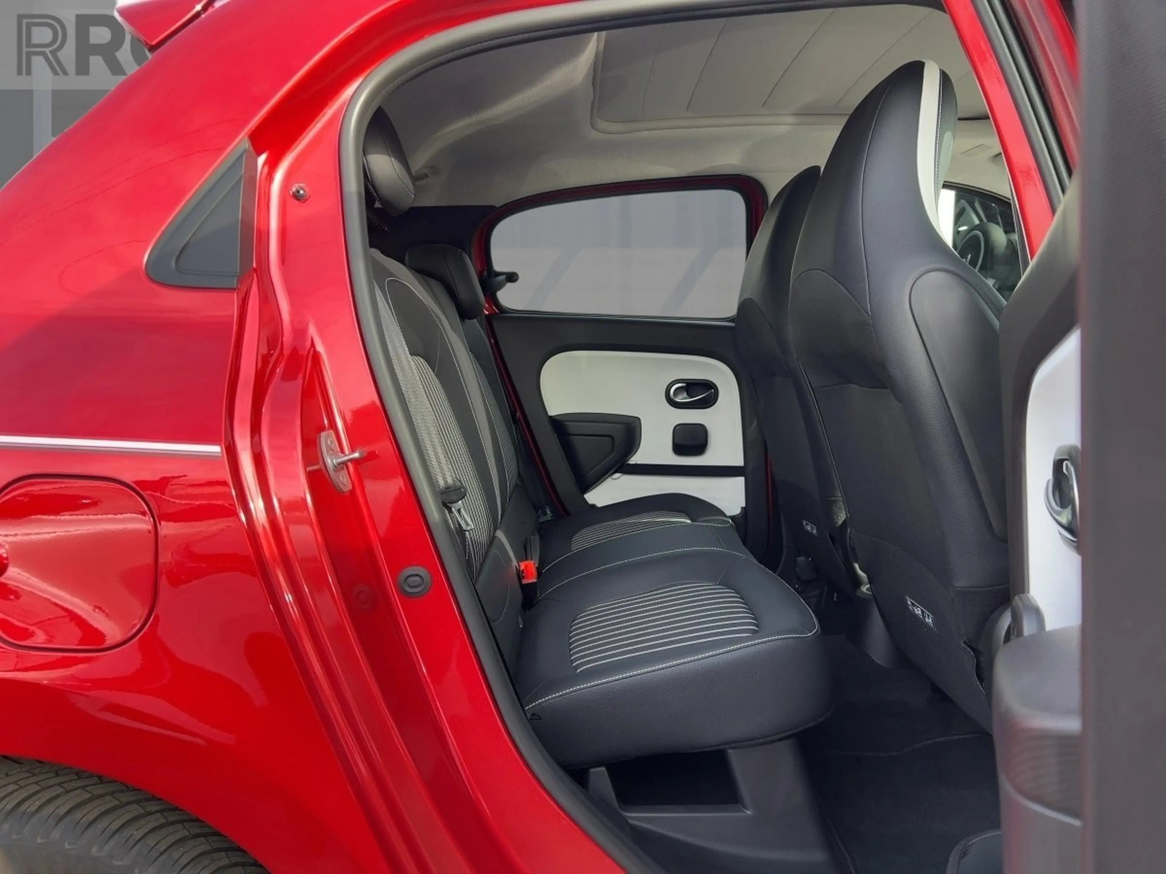 Renault Twingo E-TECH TECHNO 21kWh FALTSCHIEBEDACH — photo 9