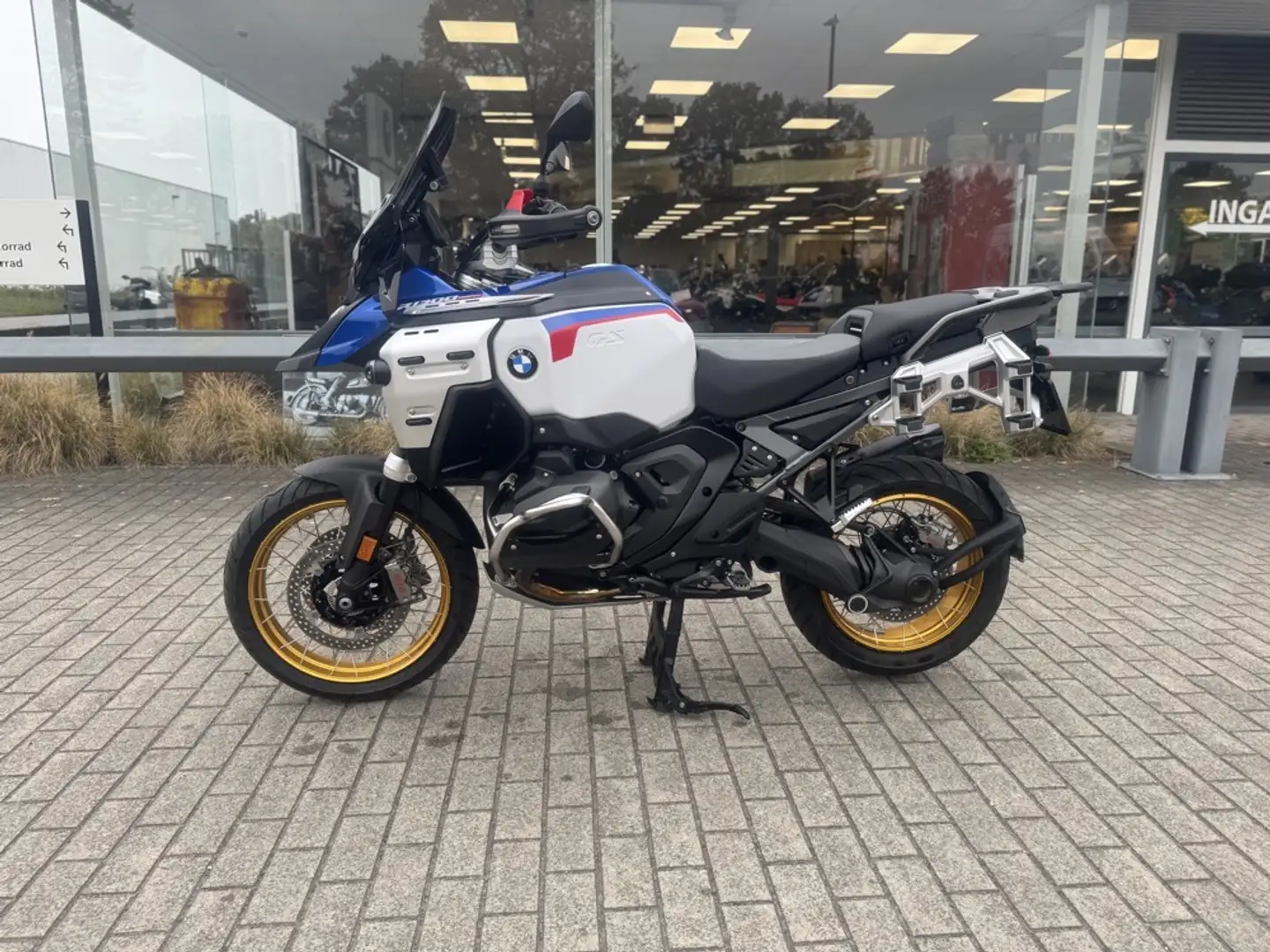 BMW R 1300 GS - Ex Directie - Zonder J&H uitlaat Blauw - 2