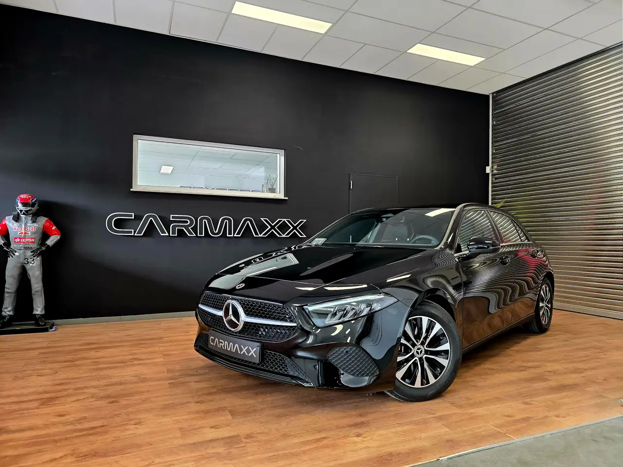 Mercedes-Benz A 180 A 180 1.3 essence NEUVE !!! allie élégance et confort prête a immatriculer! véhicule dans un état proche du neuf !!