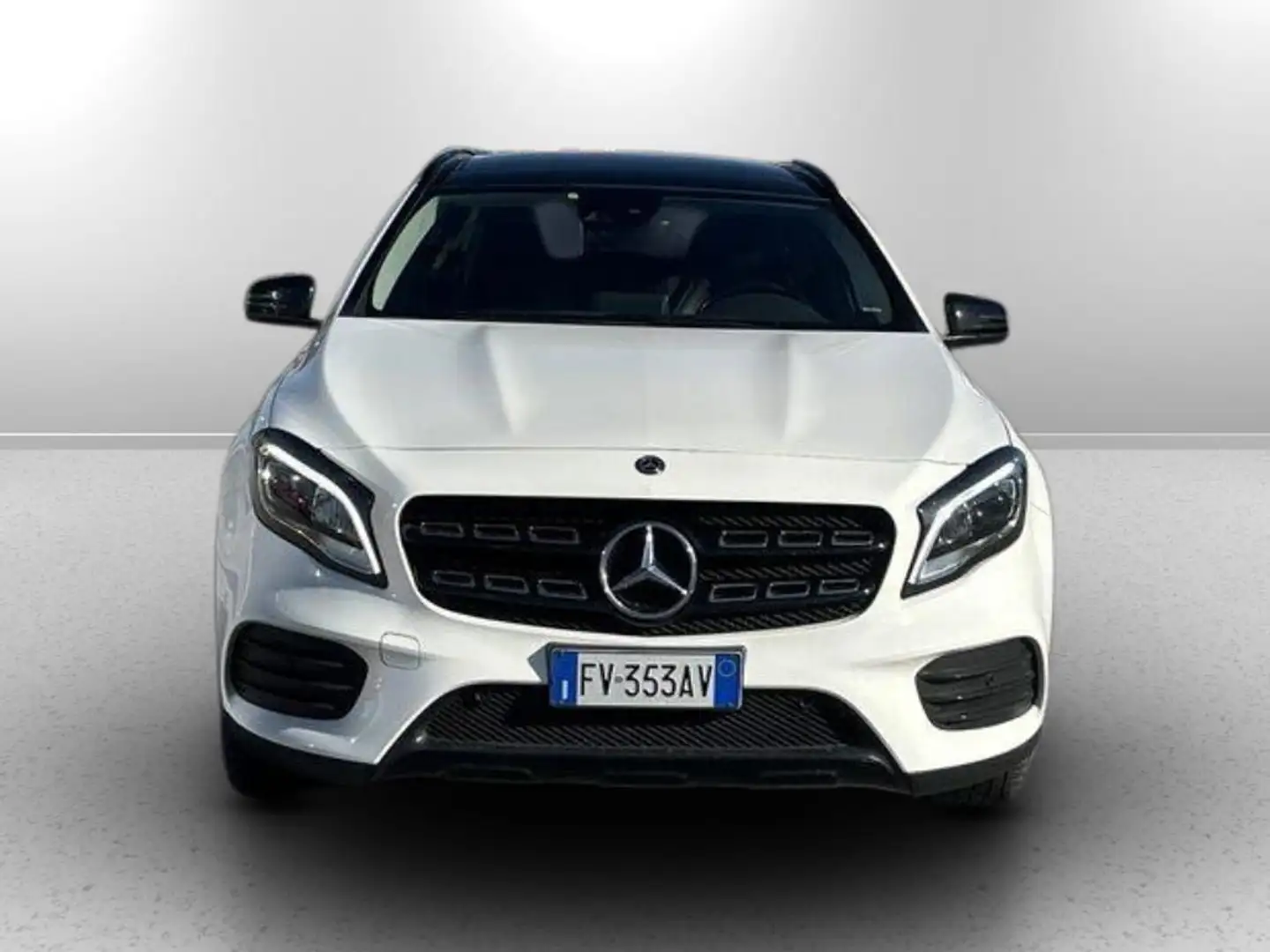Mercedes-Benz GLA 200 d Night Edition 4matic auto Blanco - 2