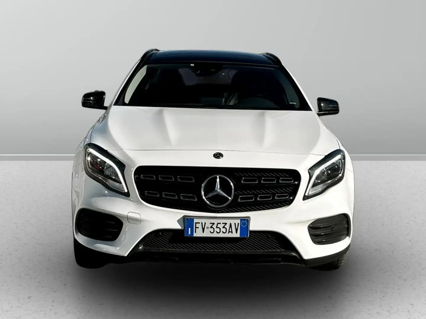 Mercedes-Benz GLA 200 d Night Edition 4matic auto Bianco - 2