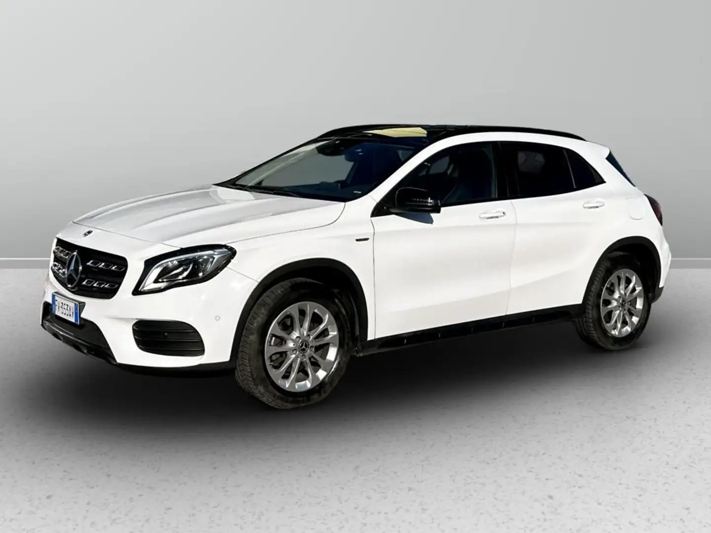 Mercedes-Benz GLA 200 d Night Edition 4matic auto Bianco - 1