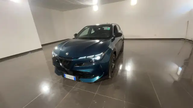 2025 Alfa Romeo Junior in Blue for sale