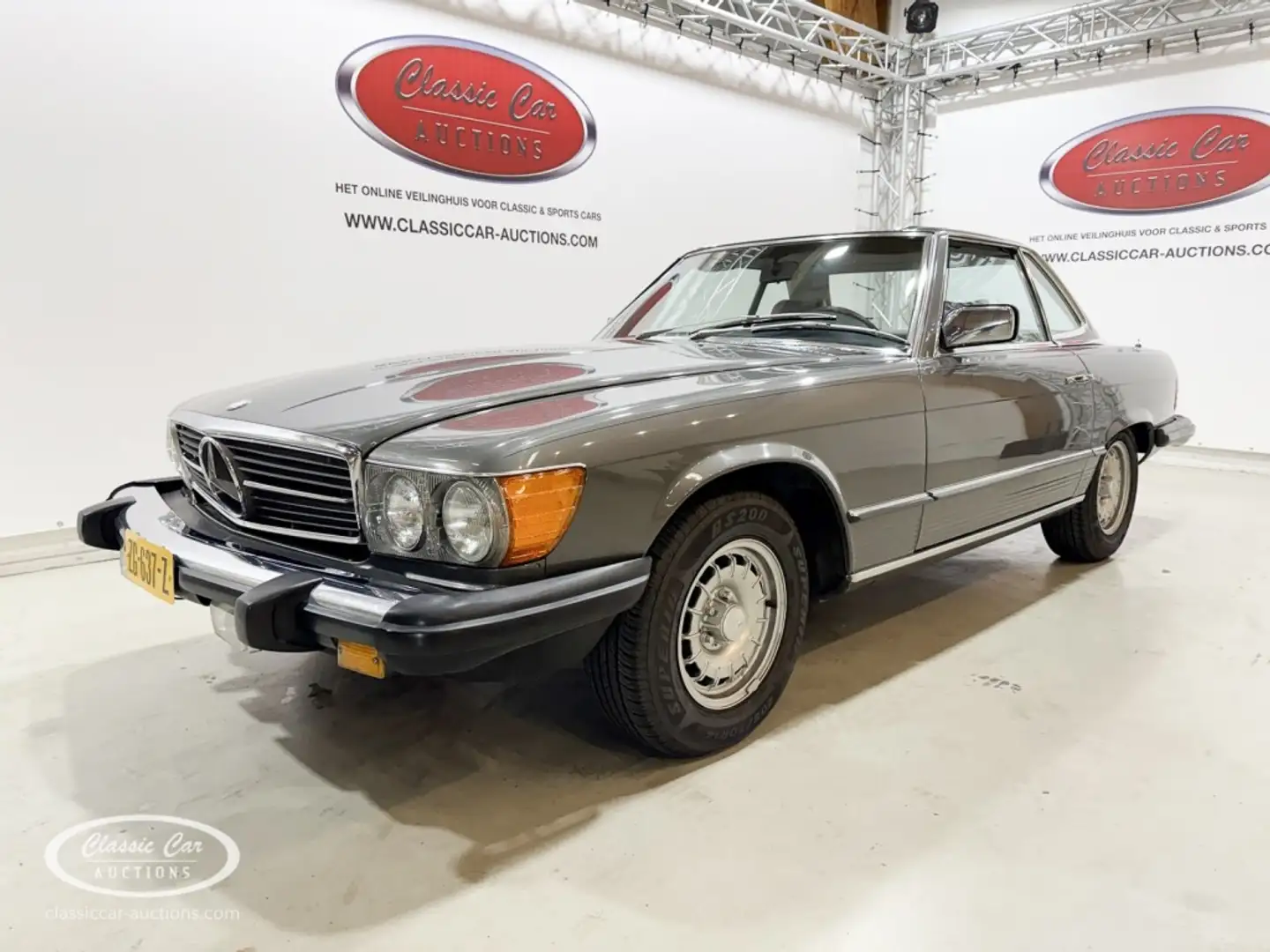 Mercedes-Benz - ONLINE AUCTION Gris - 2