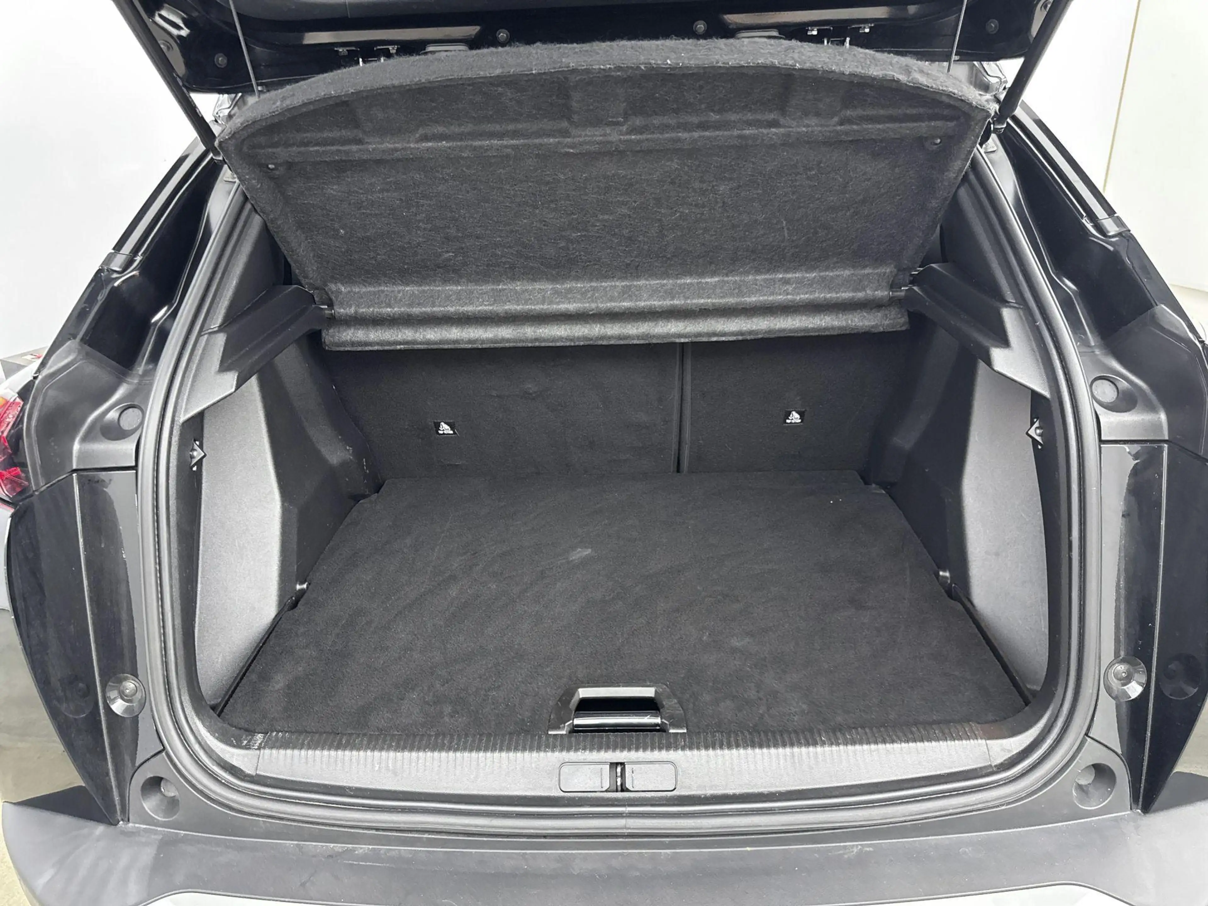 Peugeot e-2008 EV Allure Pack 50 kWh | Adaptieve cruise control | — photo 15