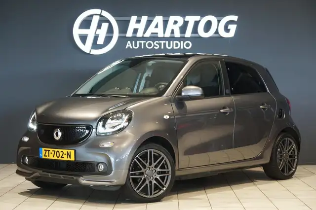 smart forFour EQ BRABUS Style 18 kWh + CAMERA / STOELVERWARING V