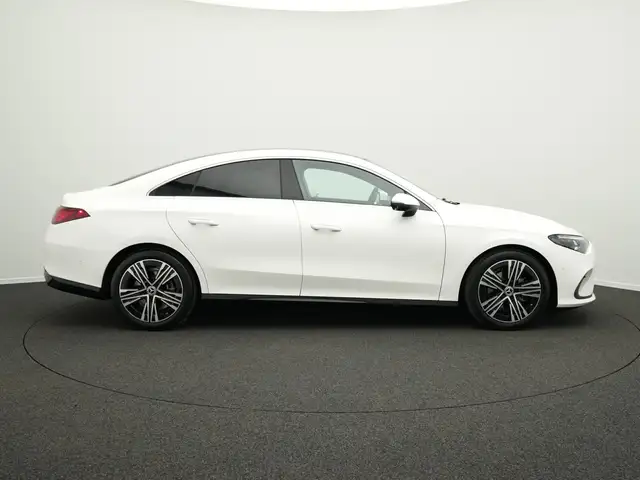 Mercedes-Benz CLA view 5