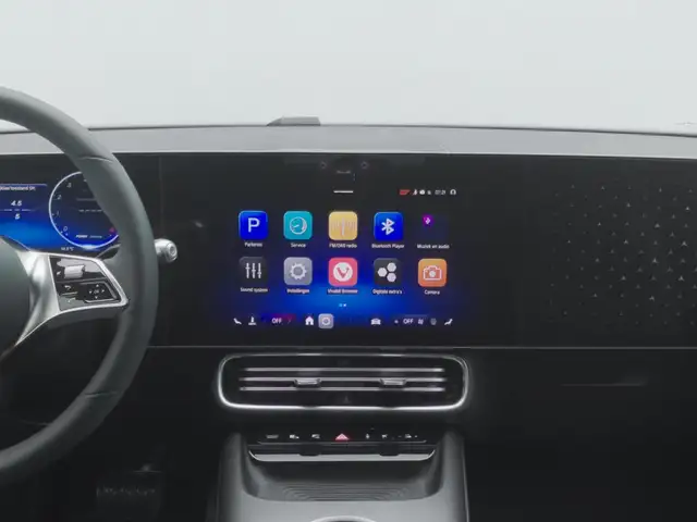 Mercedes-Benz CLA view 20