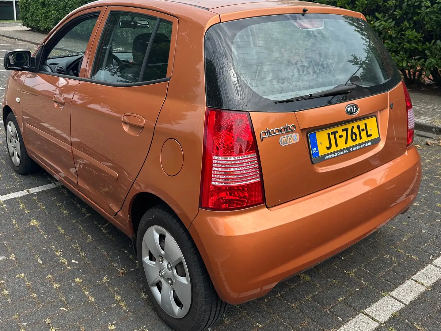 Kia Picanto Picanto 1.0 L narančasta - 2