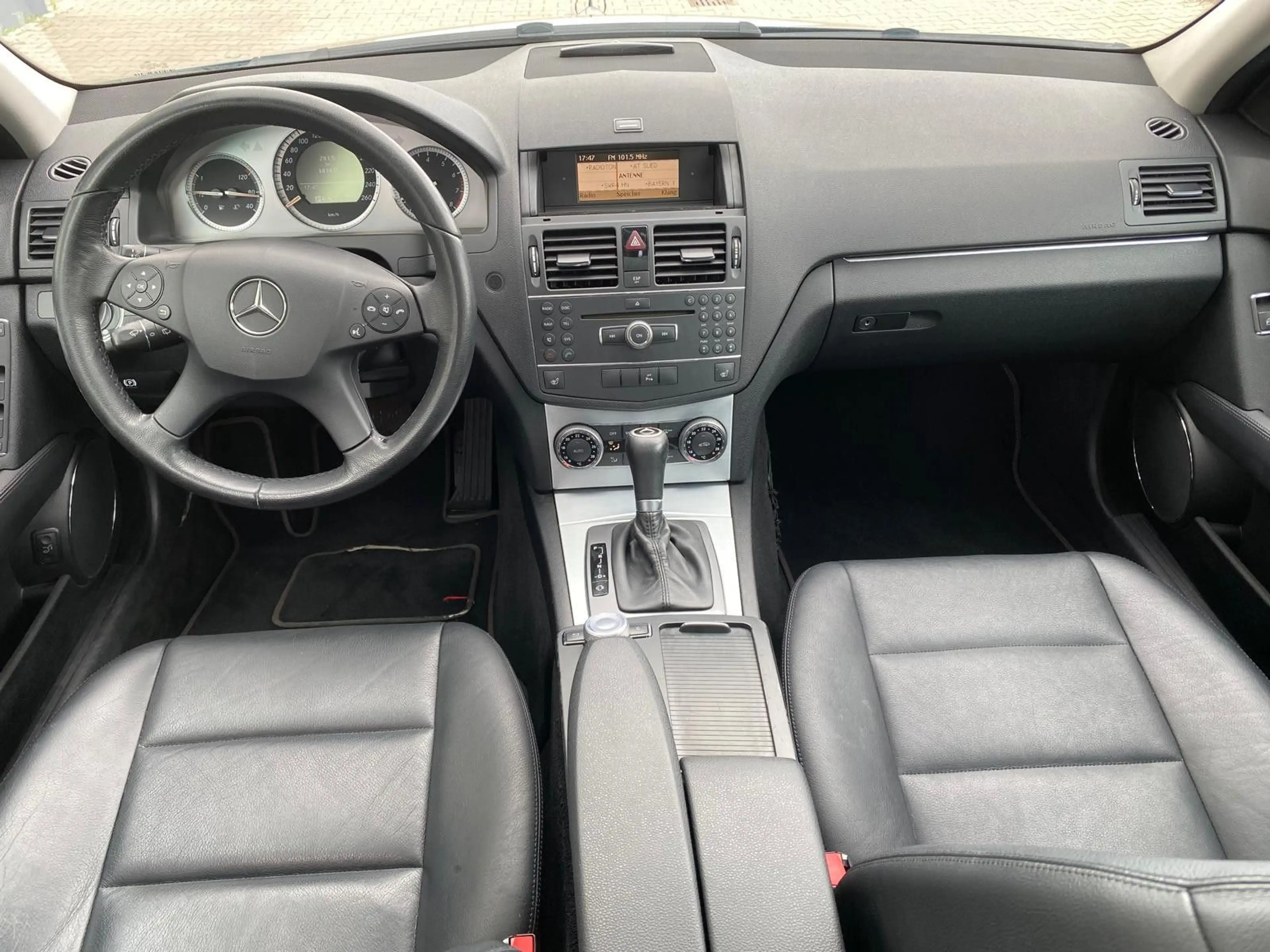 Mercedes-Benz C 350 AMG Paket/NAVI/LEDER/Avantgarde — photo 2