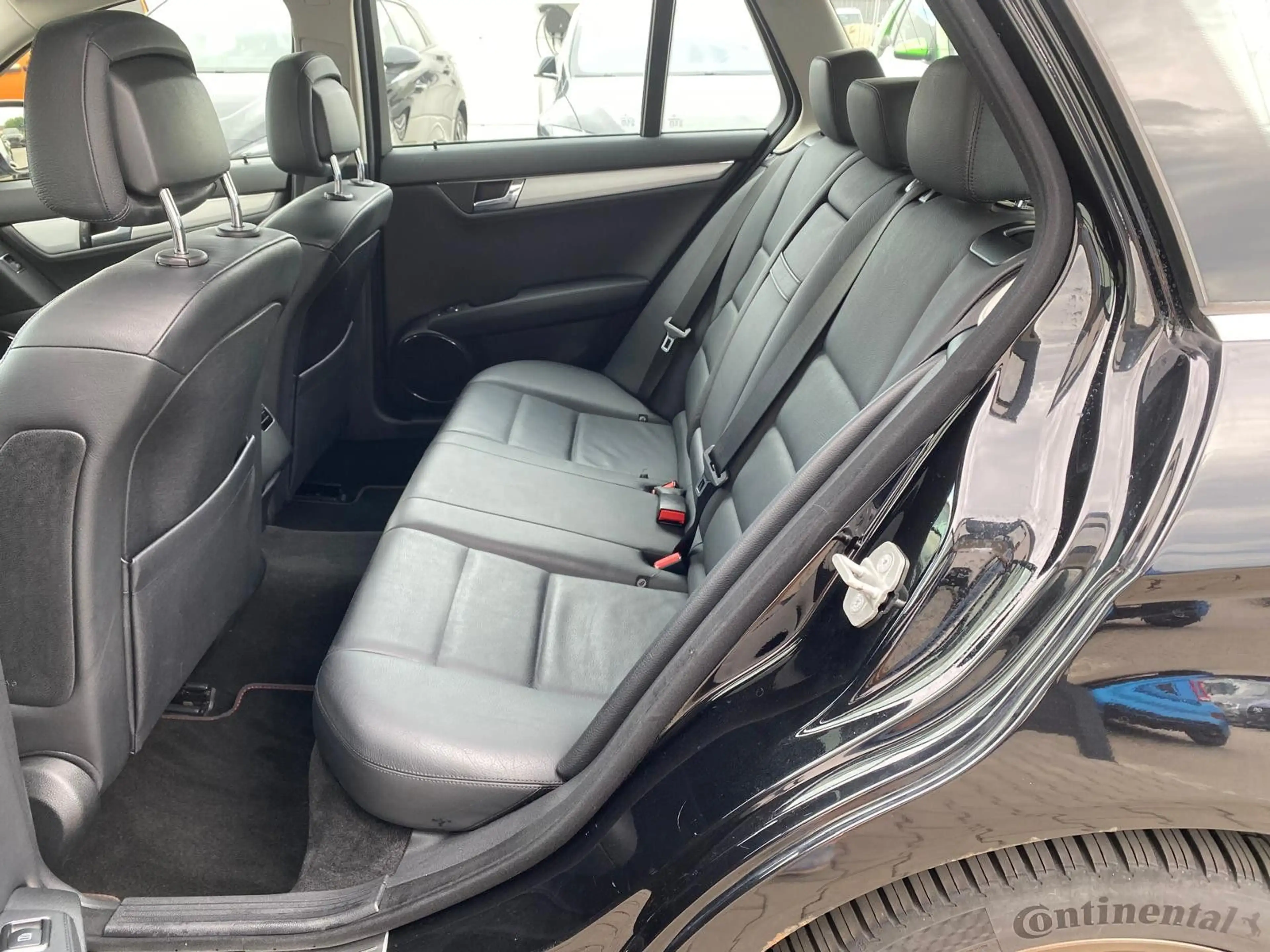 Mercedes-Benz C 350 AMG Paket/NAVI/LEDER/Avantgarde — photo 11