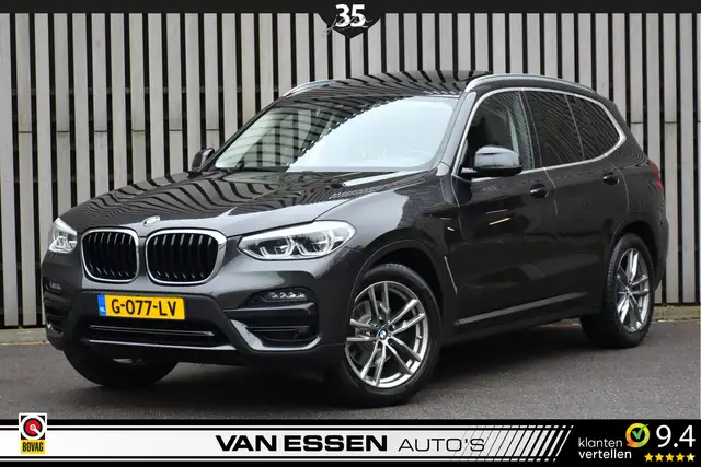 BMW X3 sDrive20i Launch Edition High Executive Pano Leder