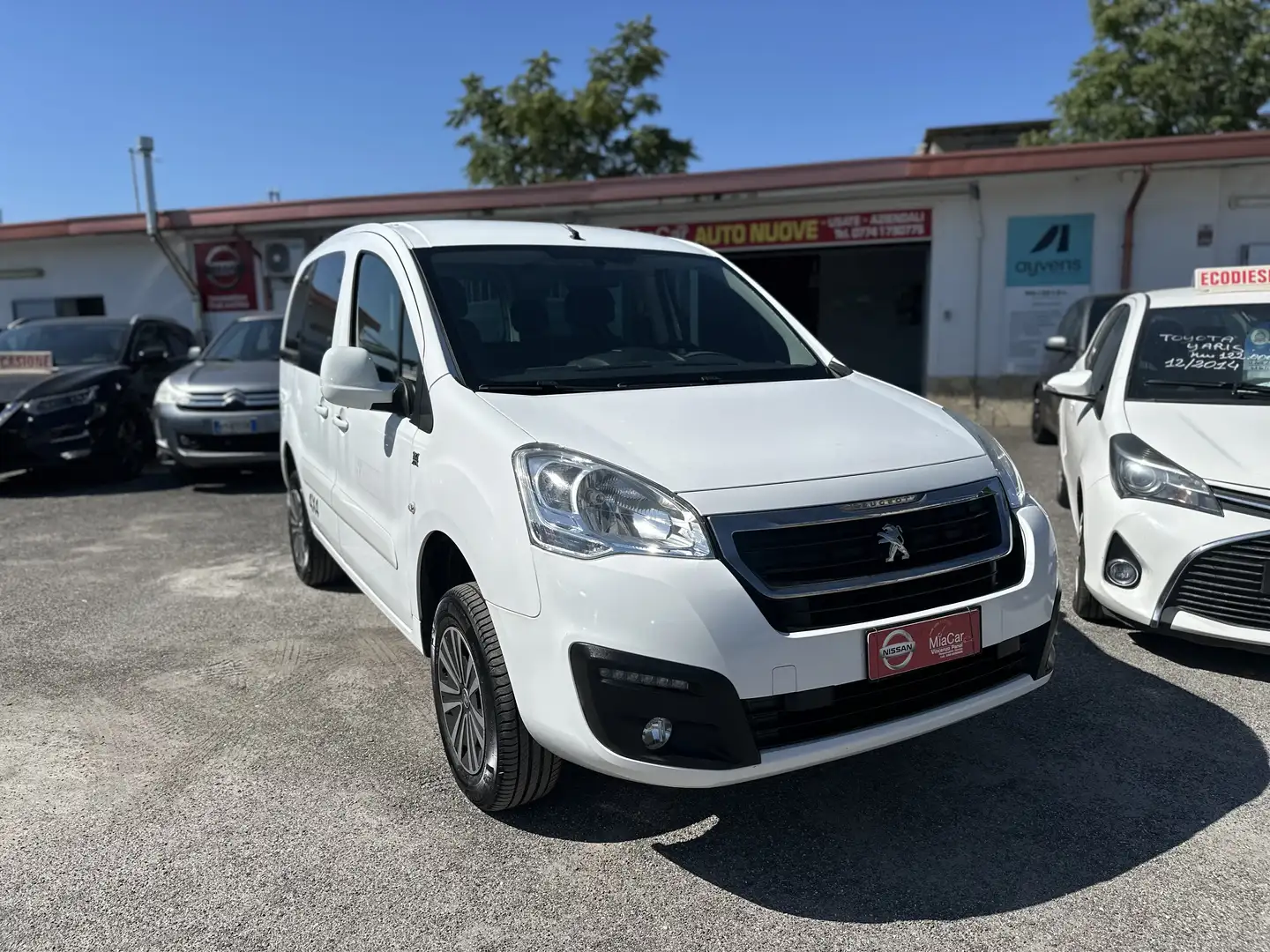 Peugeot Partner 4X4 1.6 bluehdi (endurance) Active traction cont White - 1