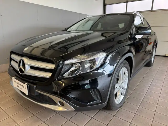 Mercedes-Benz GLA 220 GLA 220 d Automatic 4Matic Urban