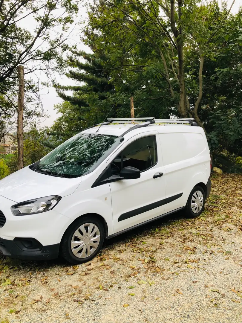 Ford Transit Courier - 2