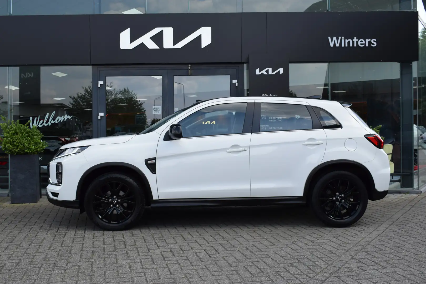 Mitsubishi ASX 2.0i-16V Black&White | Climate Control | Cruise Co Biały - 2